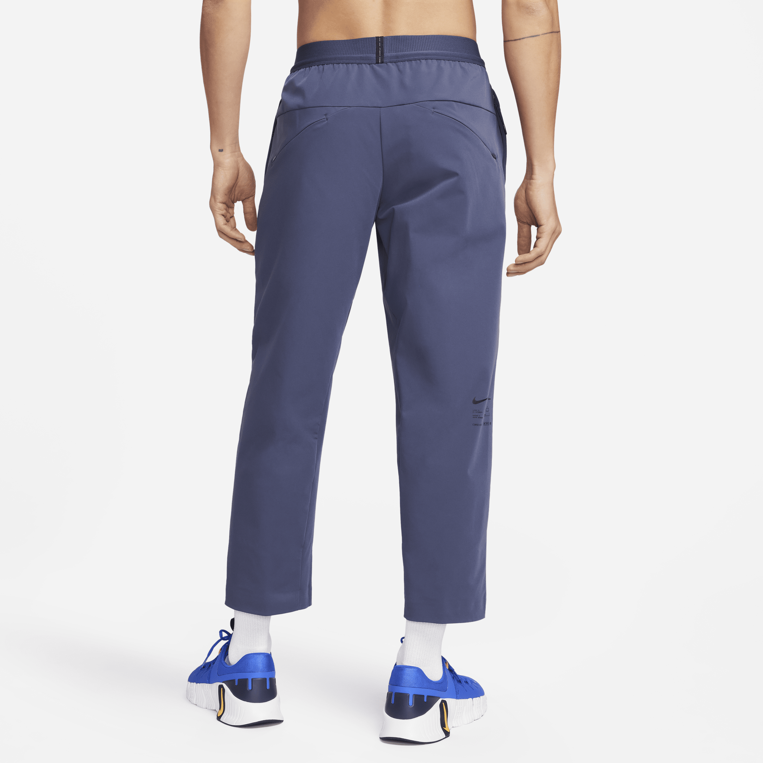 Nike A.P.S. Pantalon tissé Dri-FIT pour homme - Bleu