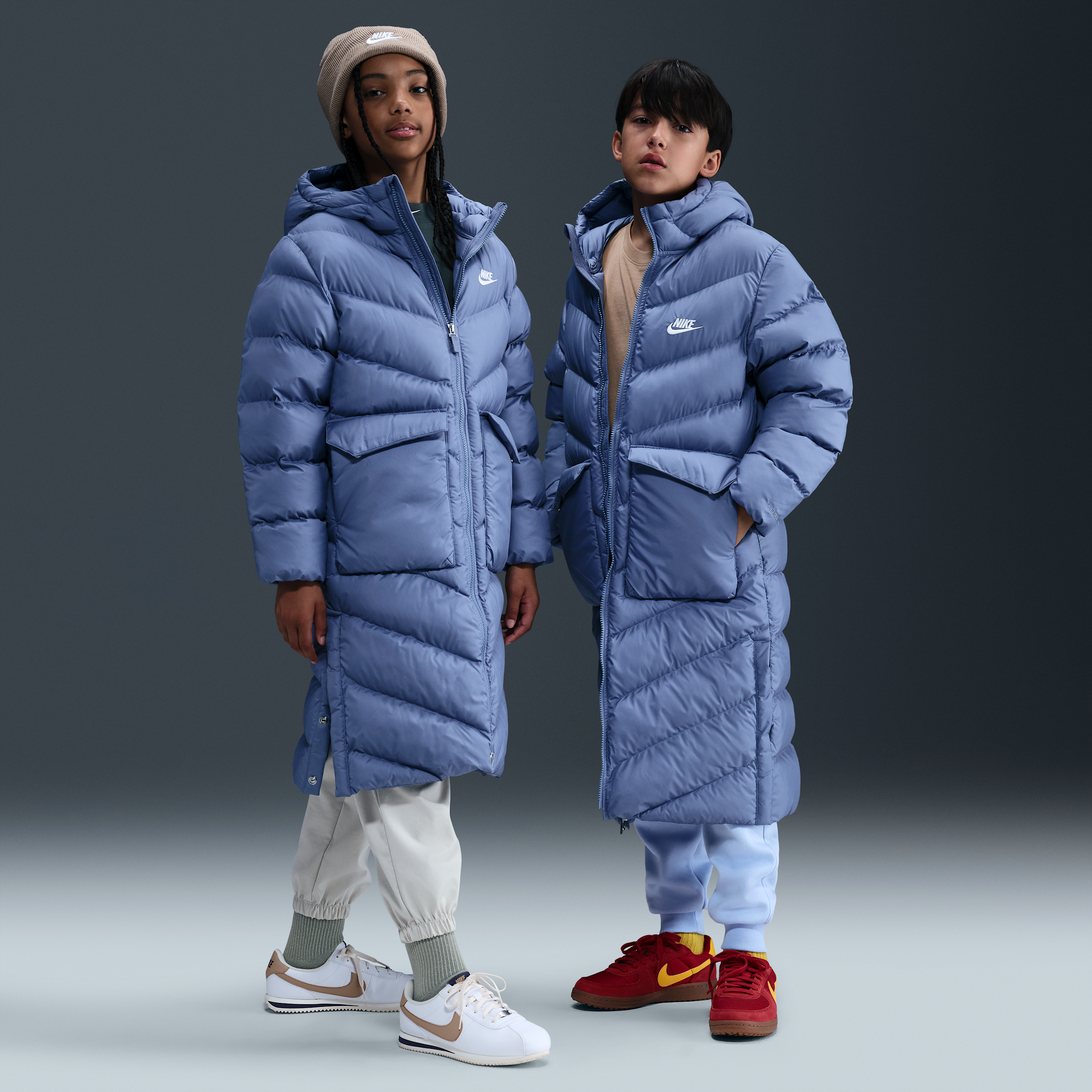 Nike All Day Play Older Kids Therma-FIT Loose-Fit Full-Length Puffer Parka - Blue - Polyester