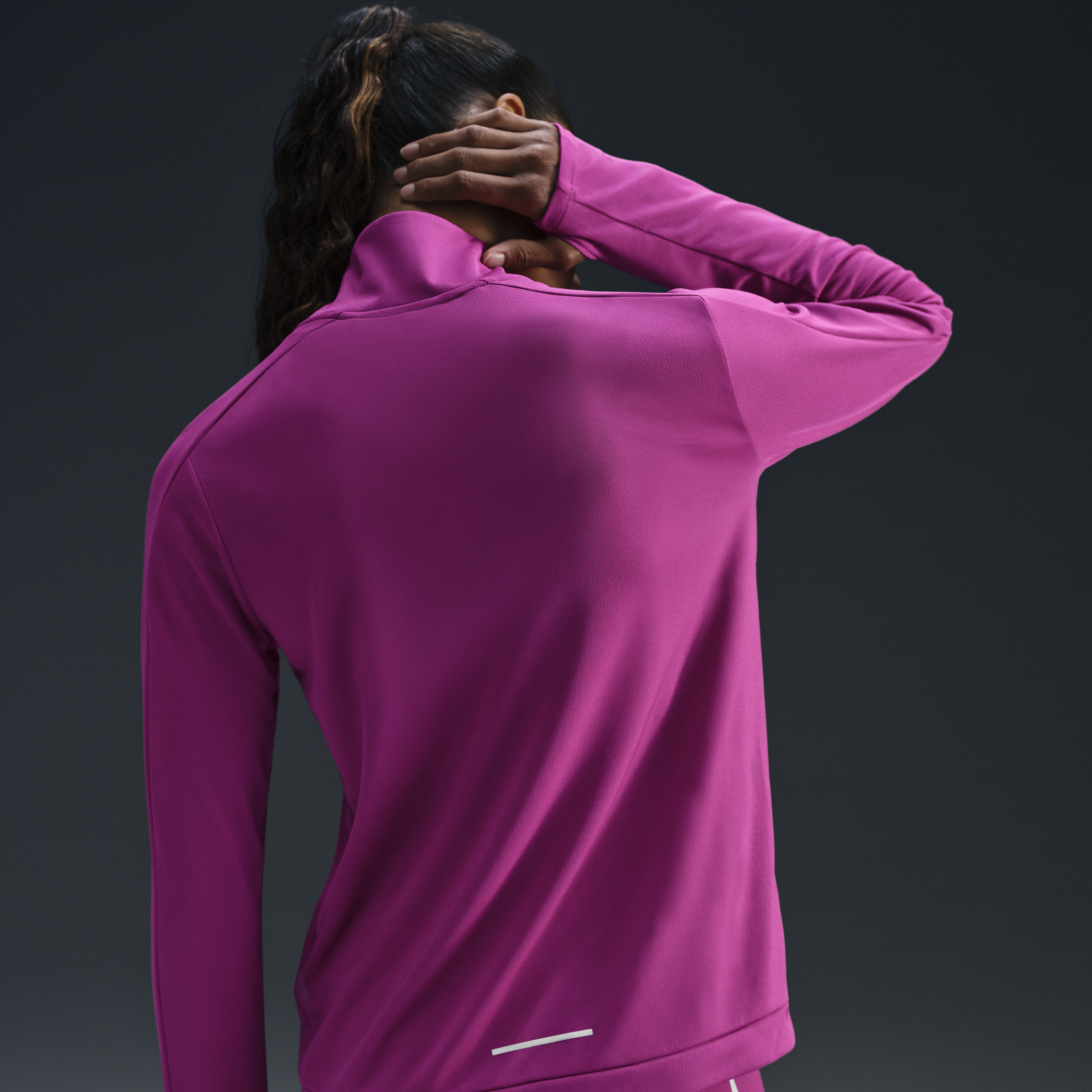 Vêtement deuxième couche de running Dri-FIT à 1/4 de zip Nike Swoosh pour femme - Pourpre