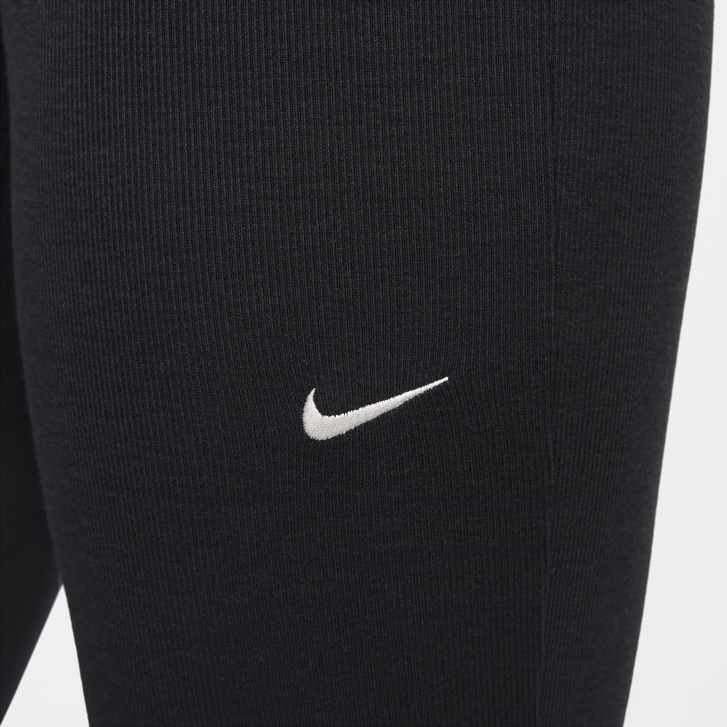 Nike Sportswear Chill Knit strakke legging met wijd uitlopende pijpen en mini-rib voor dames Zwart