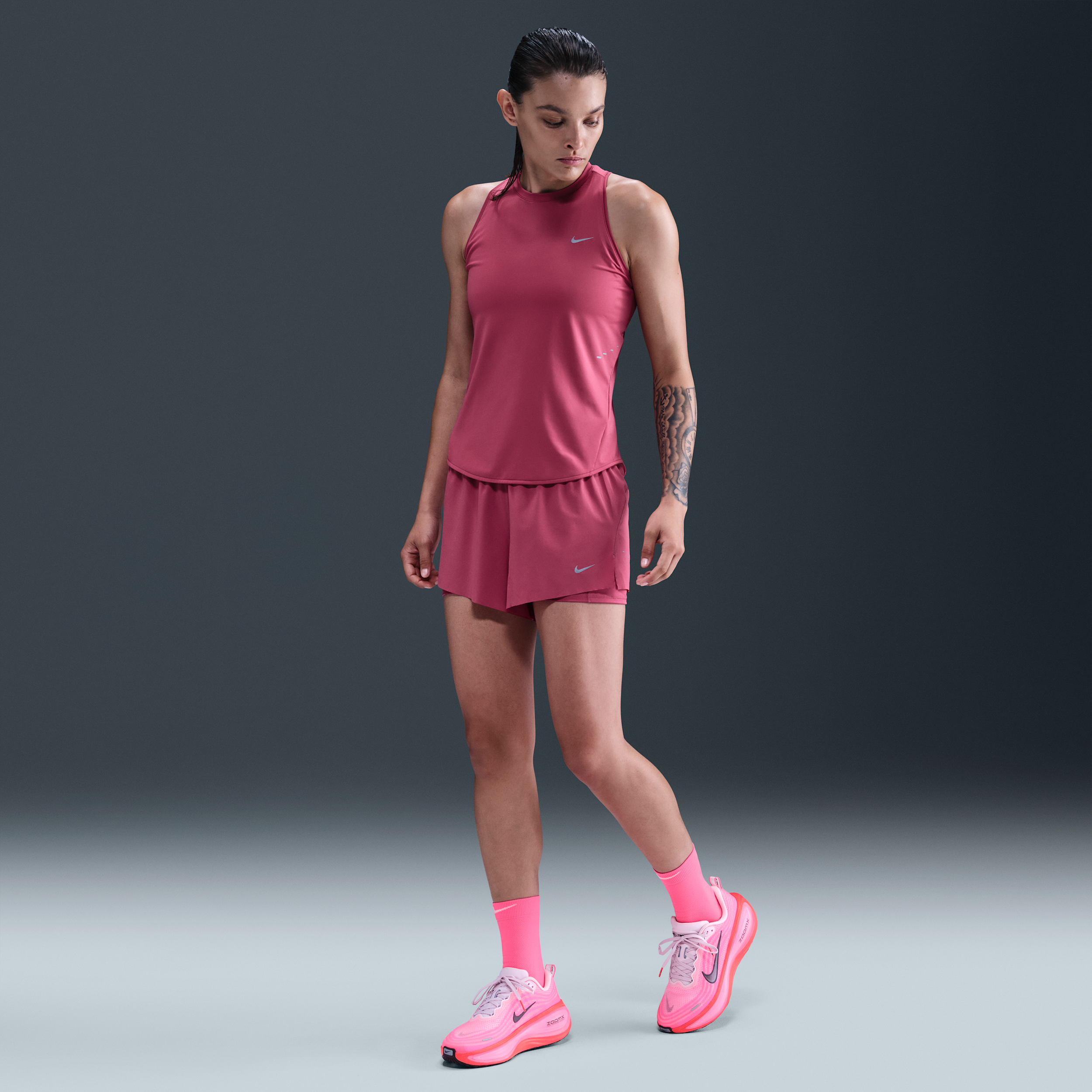 Thumbnail - Nike Swft Dri-FIT 2-in-1-Laufshorts mit mittelhohem Bund (Damen) - Lila