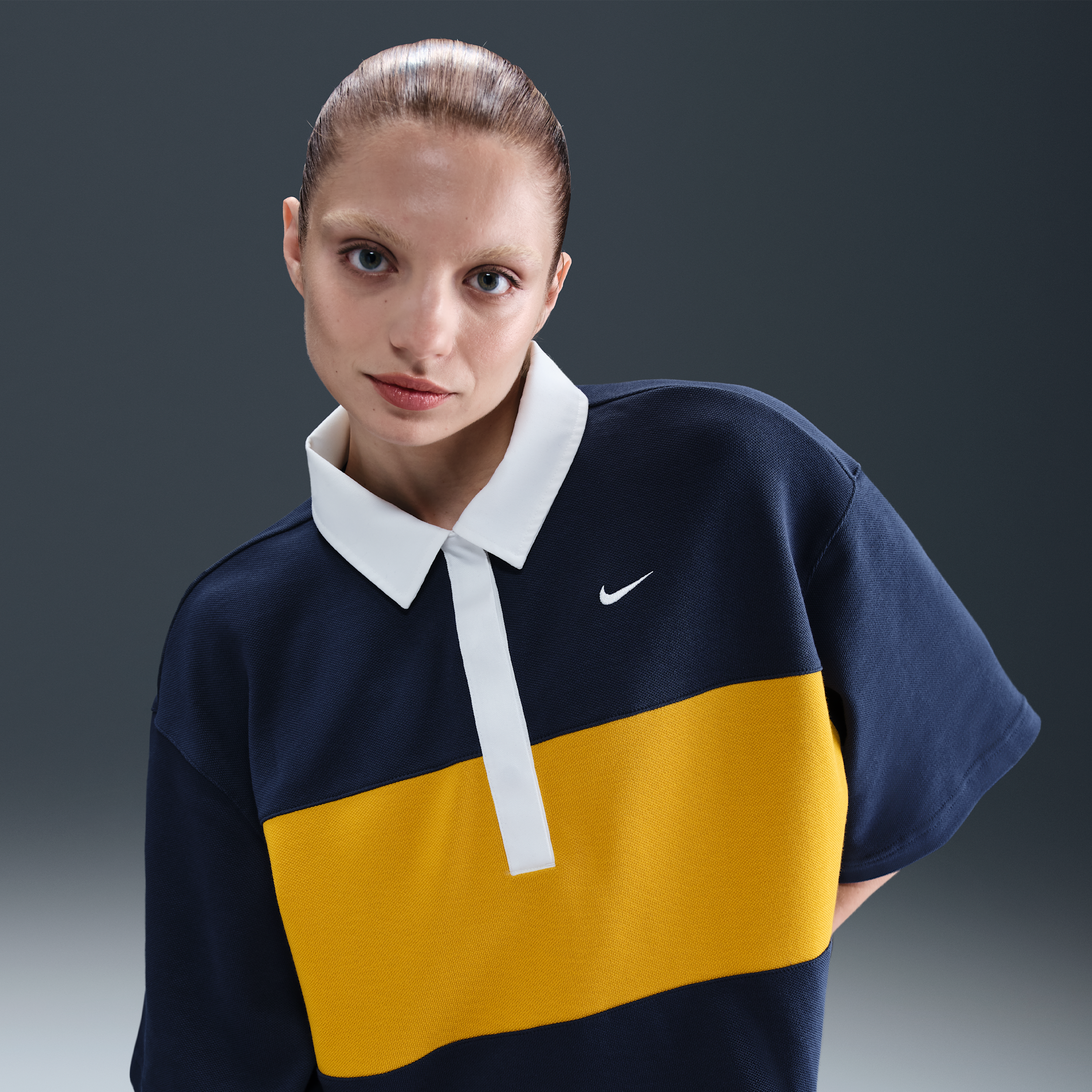 Thumbnail - Nike kurzärmliges Polo-Oberteil mit Oversize-Passform (Damen) - Blau