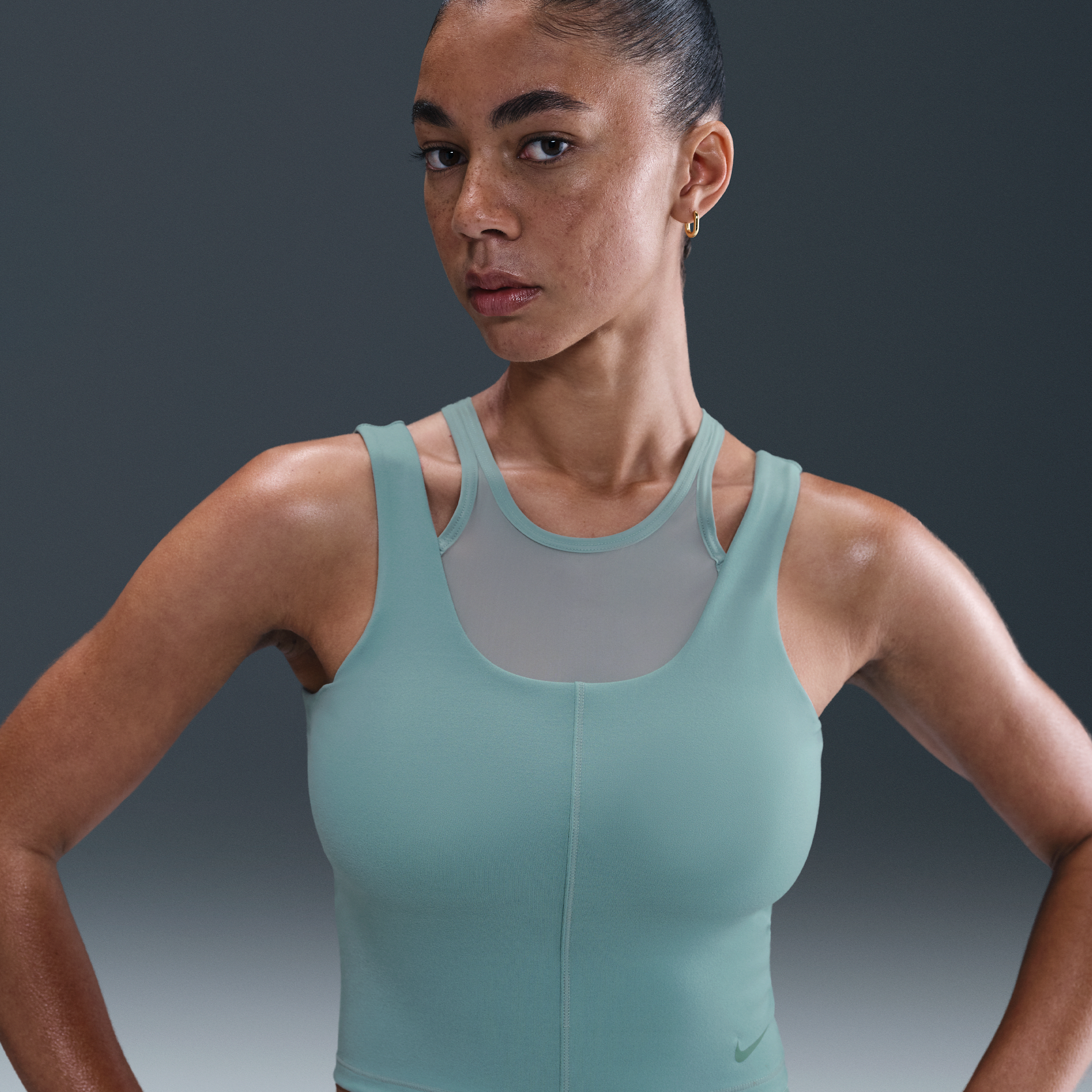 Thumbnail - Nike One Fitted Dri-FIT Kurztanktop (Damen) - Grün