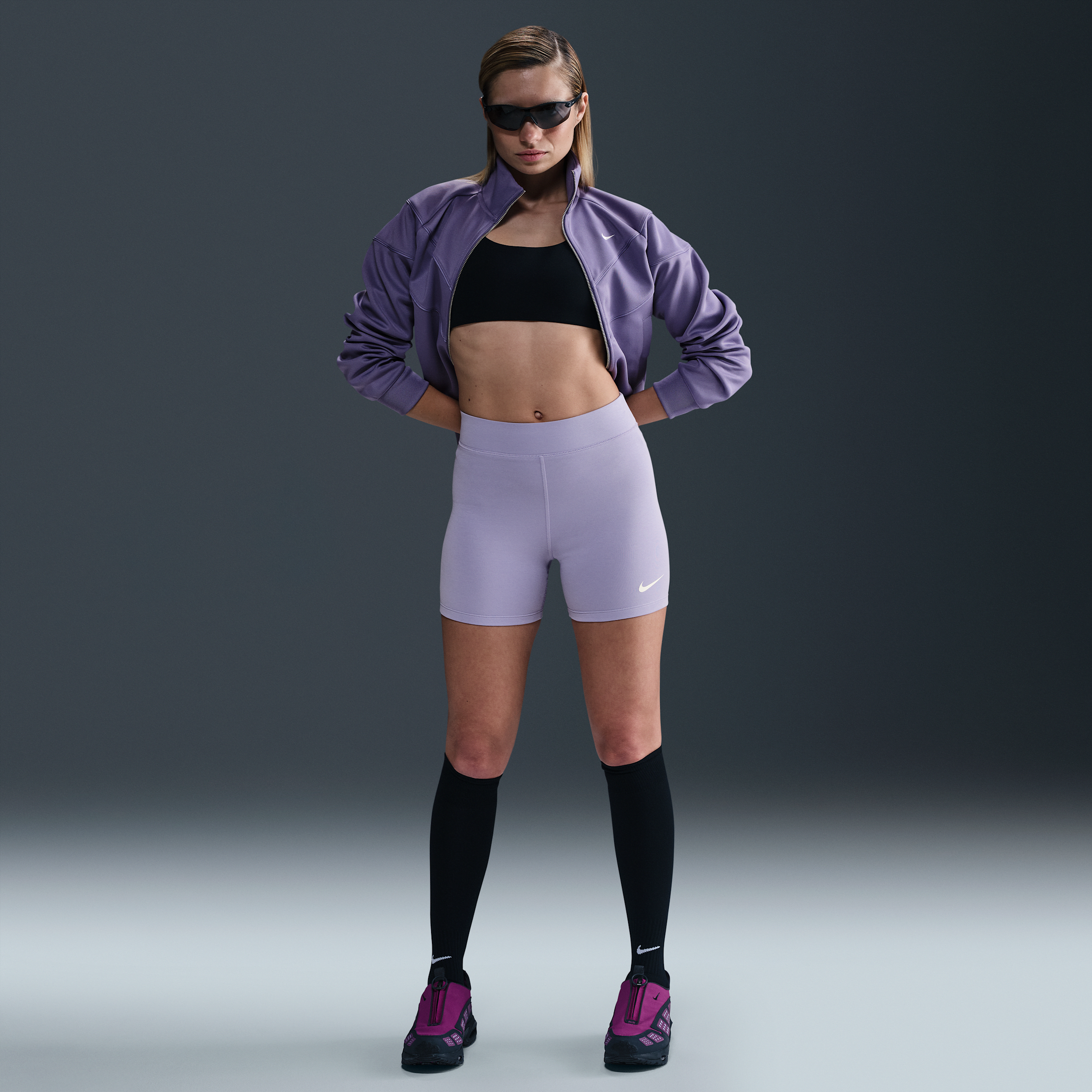 Thumbnail - Nike Sportswear Classic Bike-Shorts mit hohem Bund (ca. 12,5 cm) (Damen) - Lila