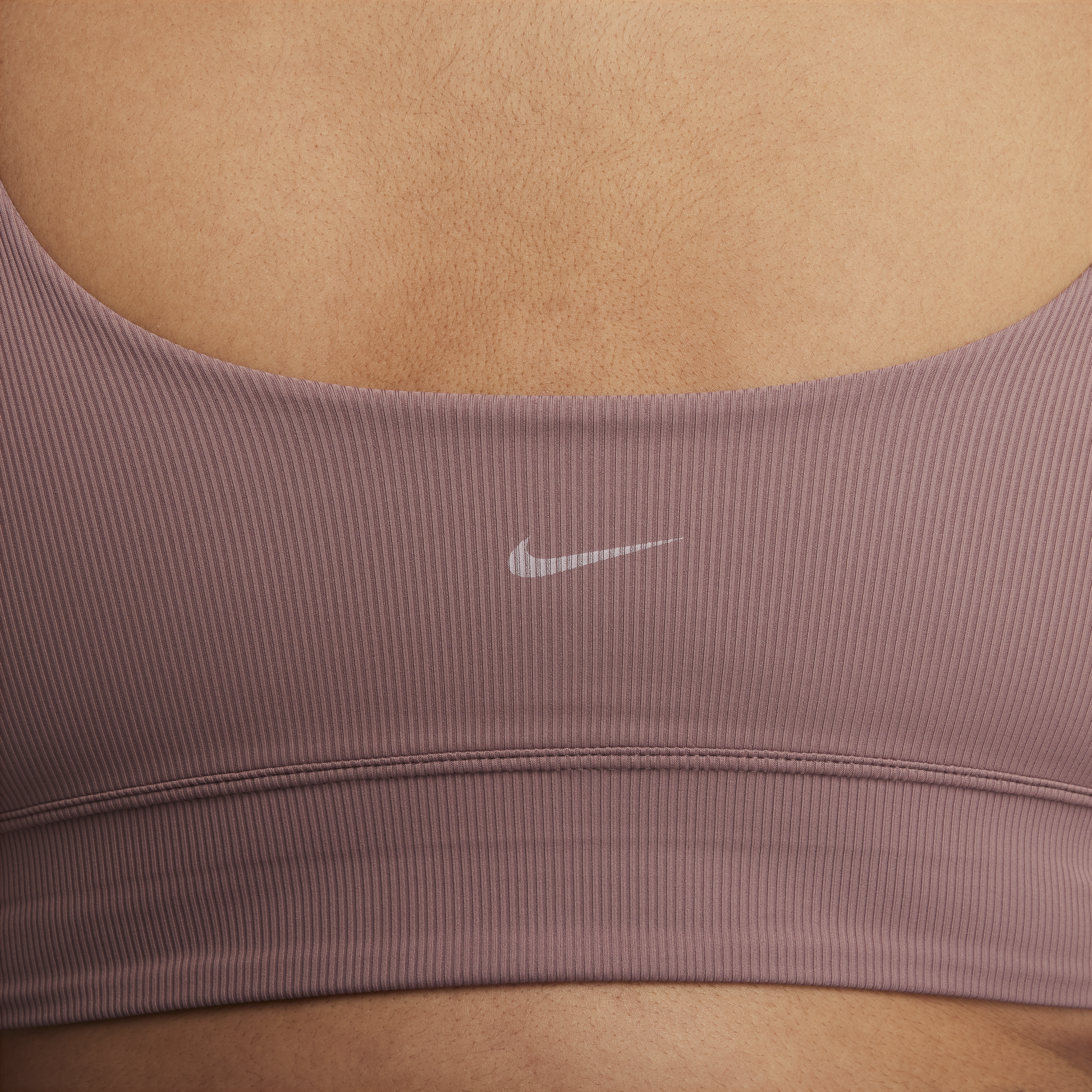 Nike Zenvy Rib lange sport-bh met lichte ondersteuning zonder vulling (Plus Size) Paars