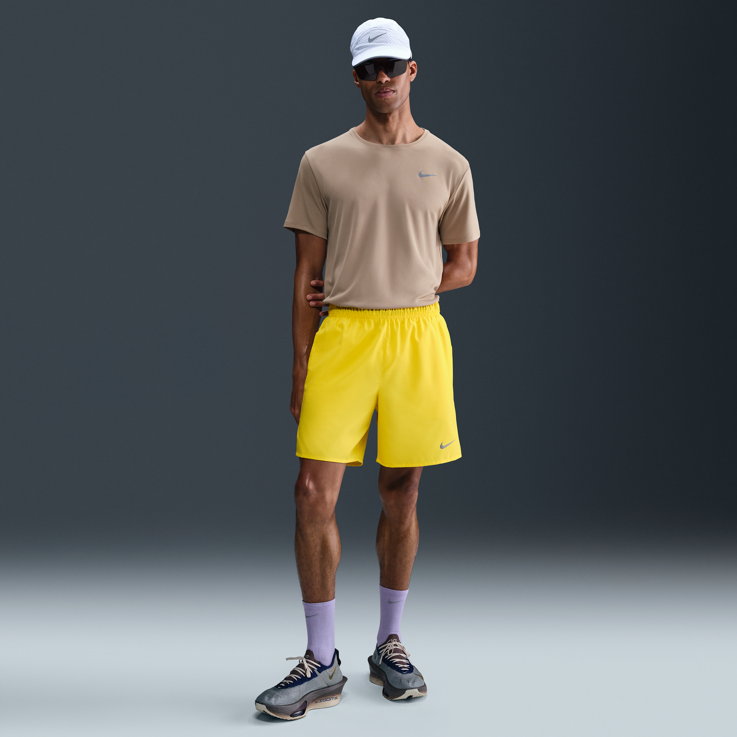 Thumbnail - Nike Challenger Dri-FIT-Laufshorts mit Futter für Herren (ca. 18 cm) - Gelb