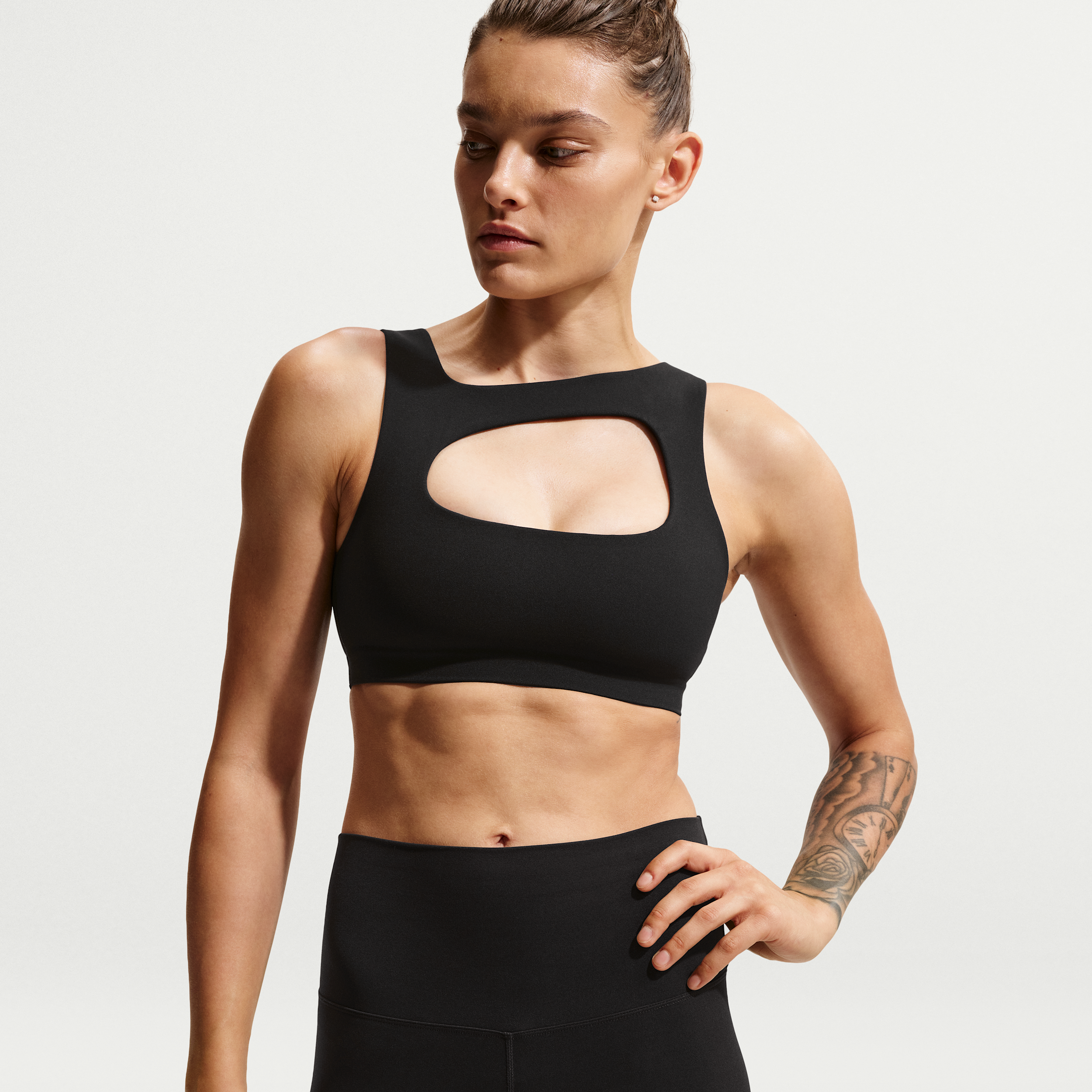 Nike Zenvy Womens Light-Support Lightly Lined Sports Bra - Black - Nylon/Elastane