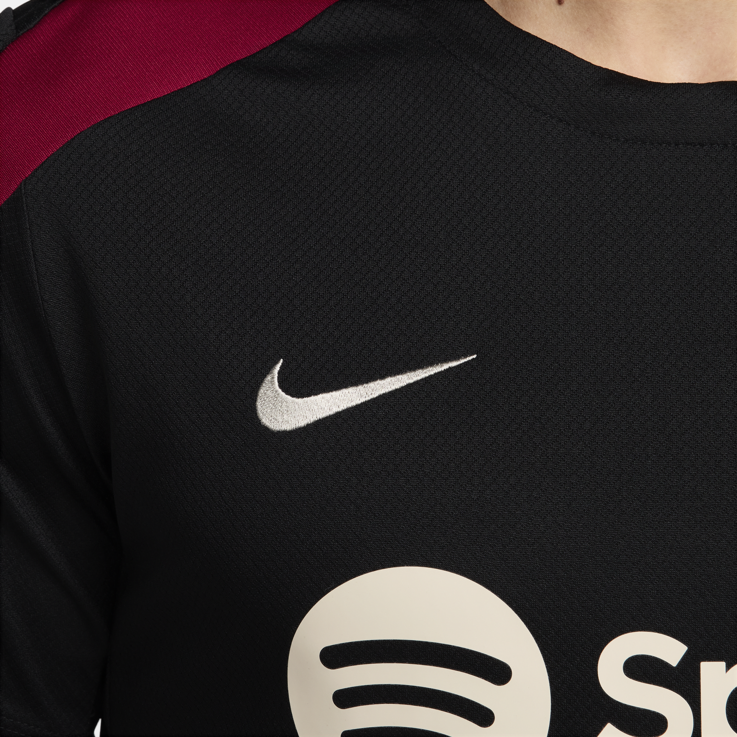 Haut de foot en maille à manches courtes Nike Dri-FIT FC Barcelona Strike pour homme - Noir