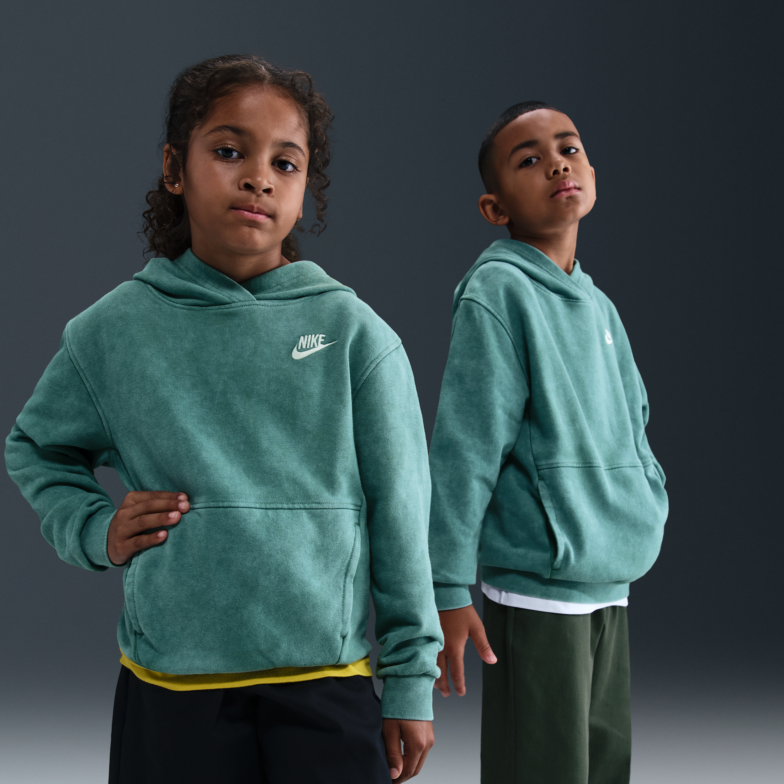 Nike Sportswear Older Kids Pullover Hoodie - Green - Cotton/Polyester