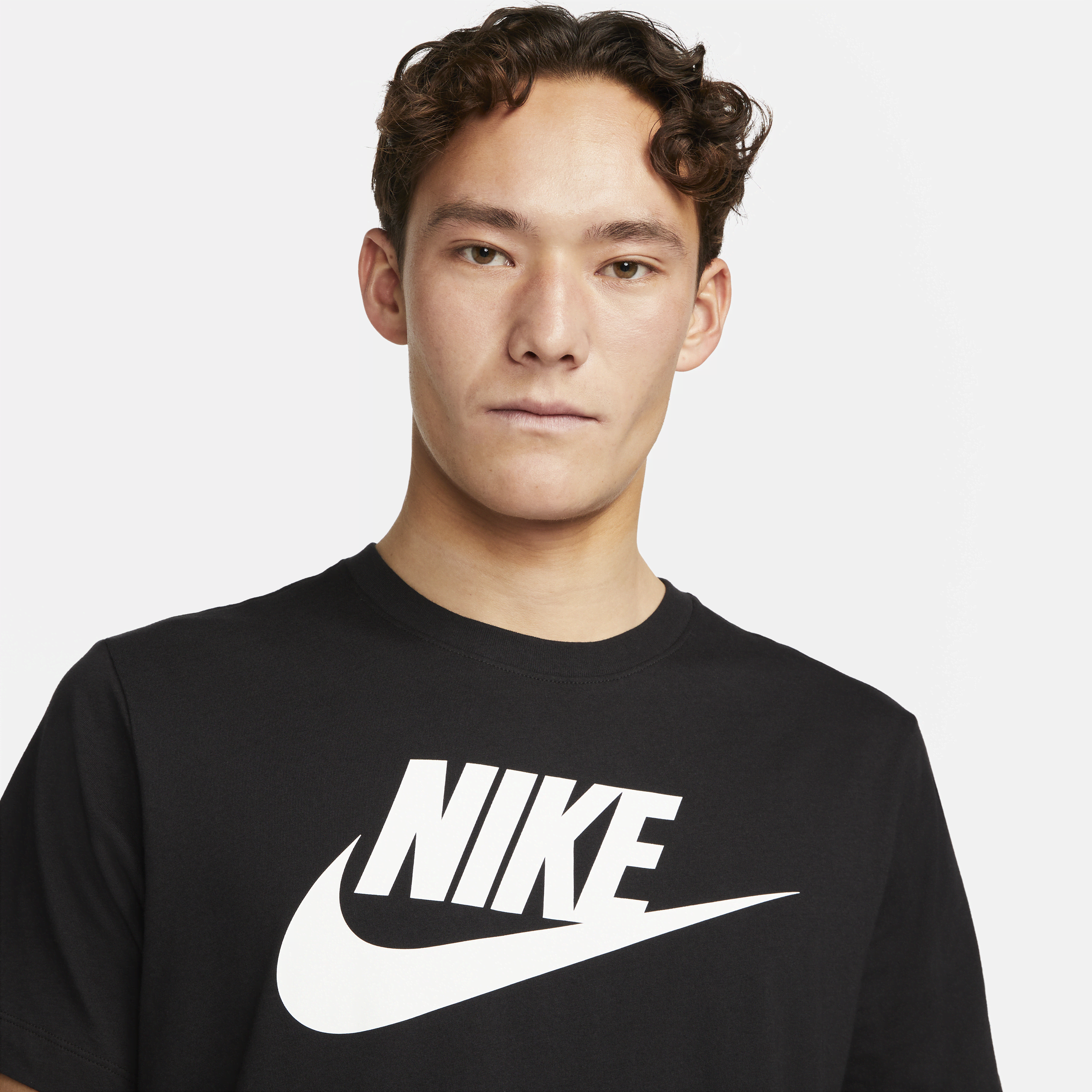 T-shirt Nike Sportswear pour Homme - Noir