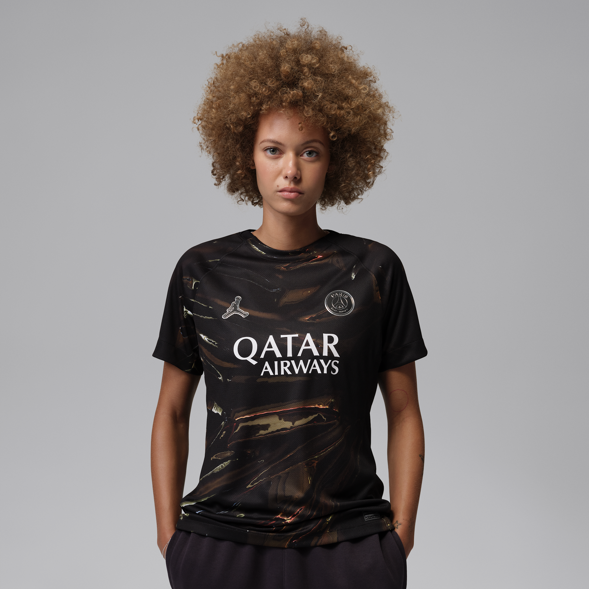 Paris Saint-Germain 2026 Stadium Night Edition Jordan Dri-FIT Replica-fodboldtrøje til kvinder - sort
