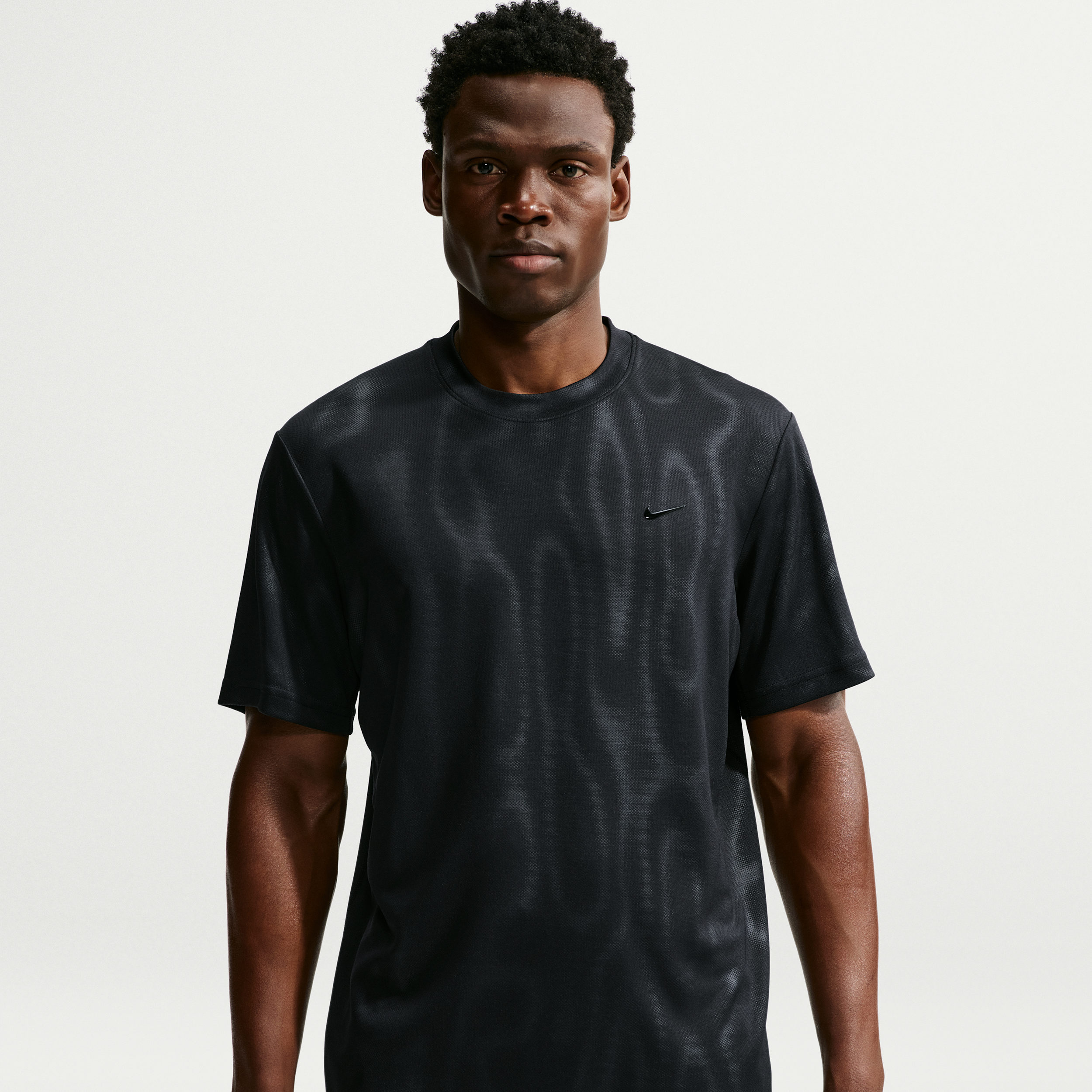 Kortærmet Nike N.A.C. Primary Dri-FIT-træningstrøje til mænd - sort