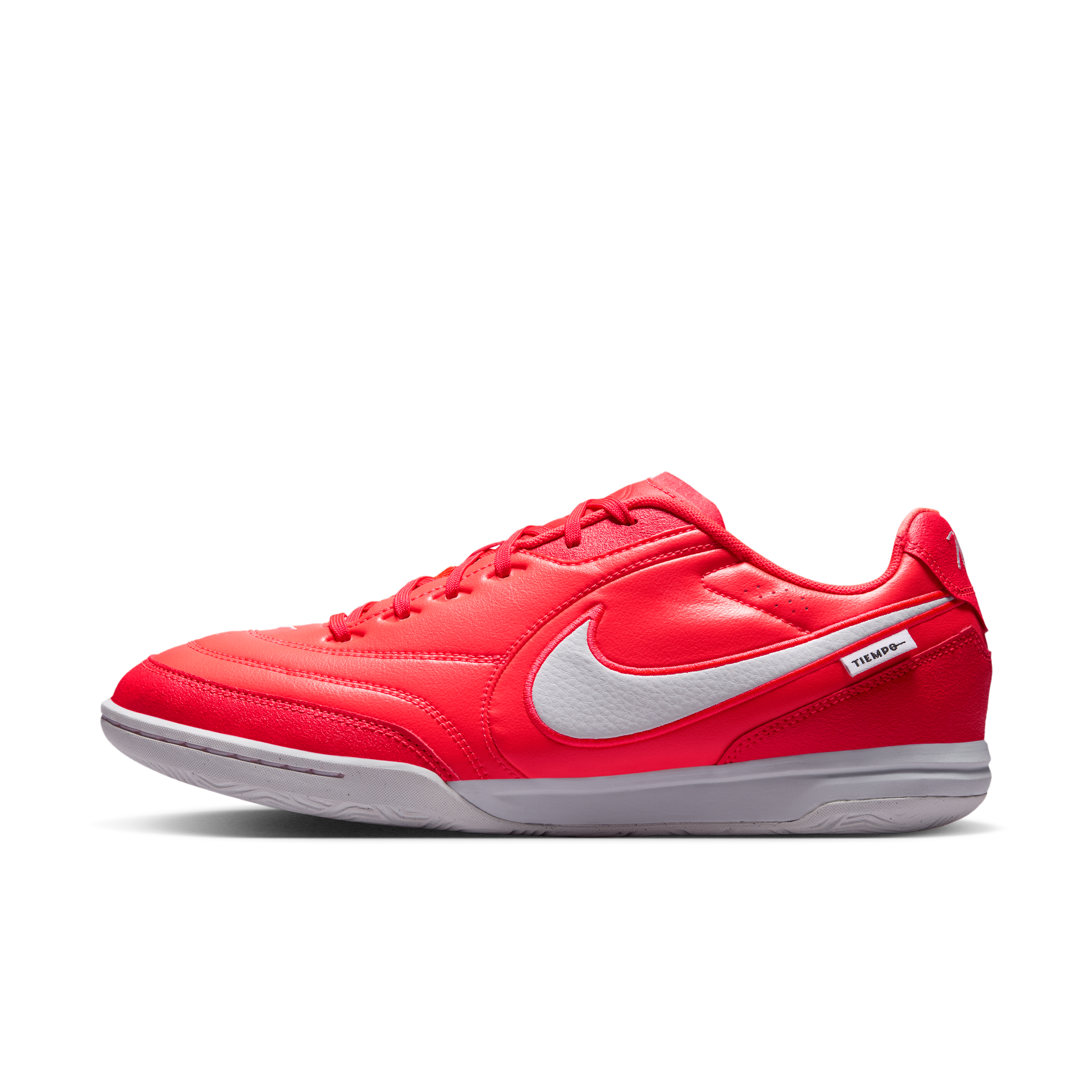 Halowe buty piłkarskie typu low top Nike Tiempo Streetgato - Czerwony