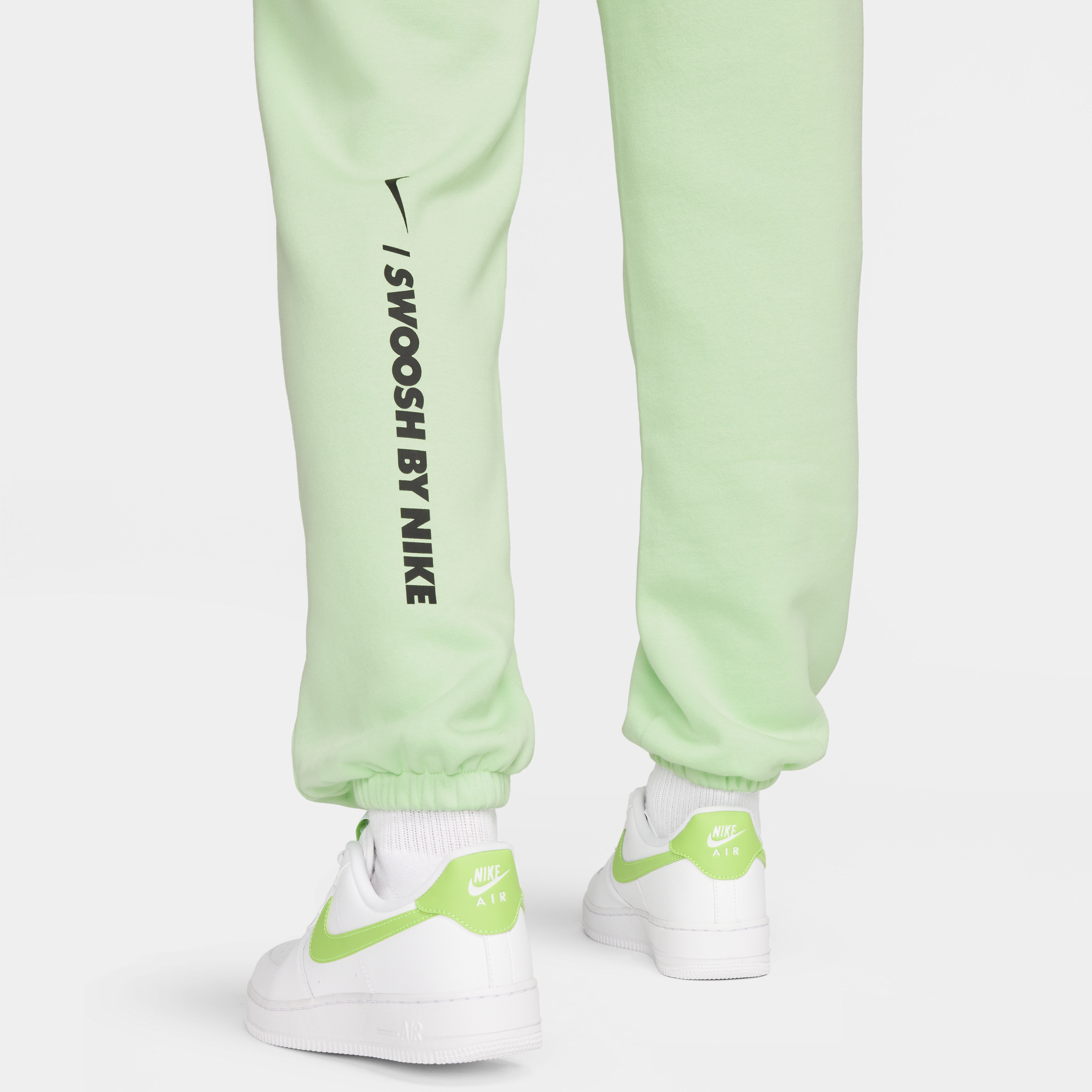 Nike Sportswear ruimvallende fleecebroek voor dames Groen