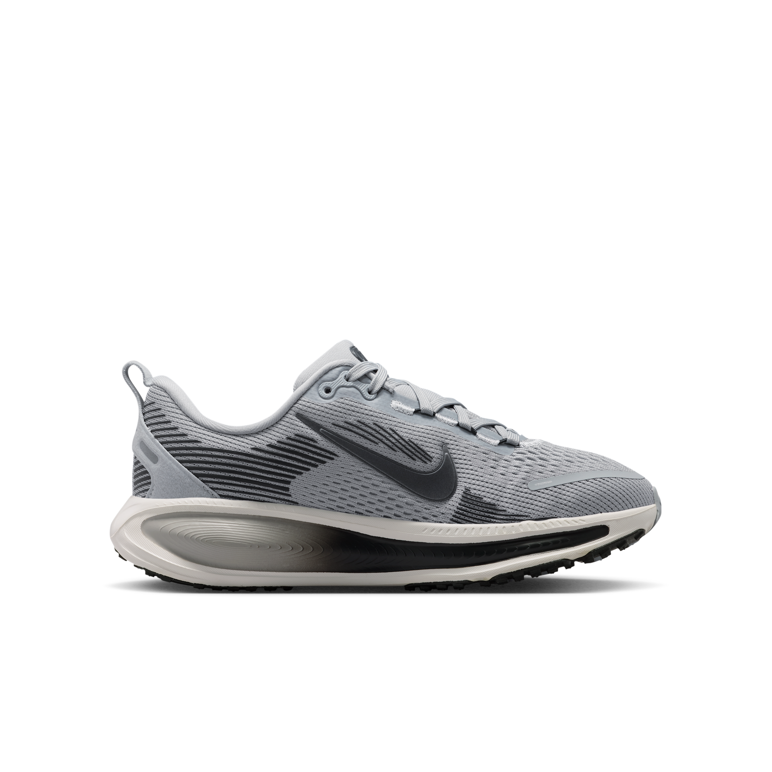 Thumbnail - Nike Vomero 18 Straßenlaufschuh (ältere Kinder) - Grau