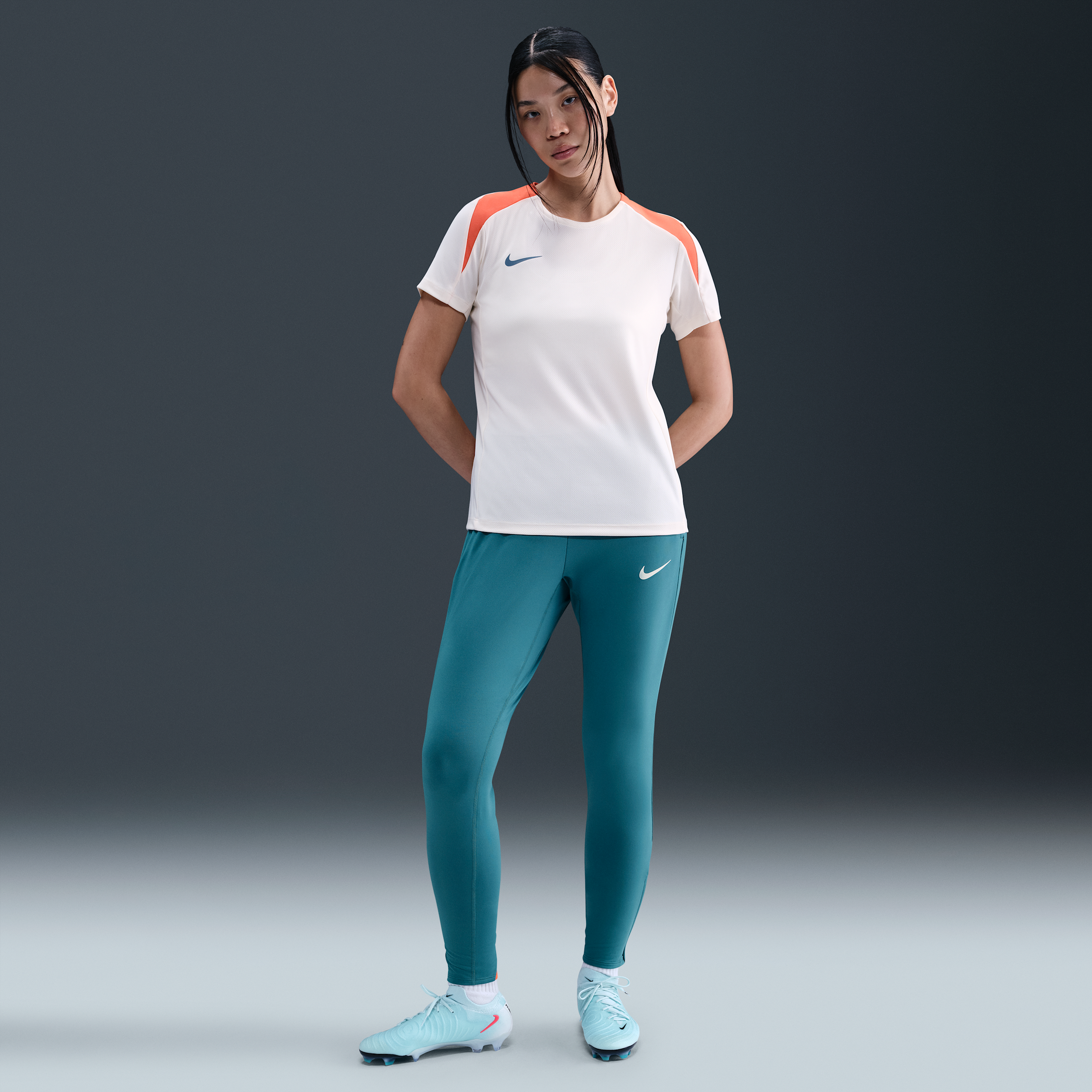 Nike Strike voetbalbroek met Dri-FIT voor dames Blauw