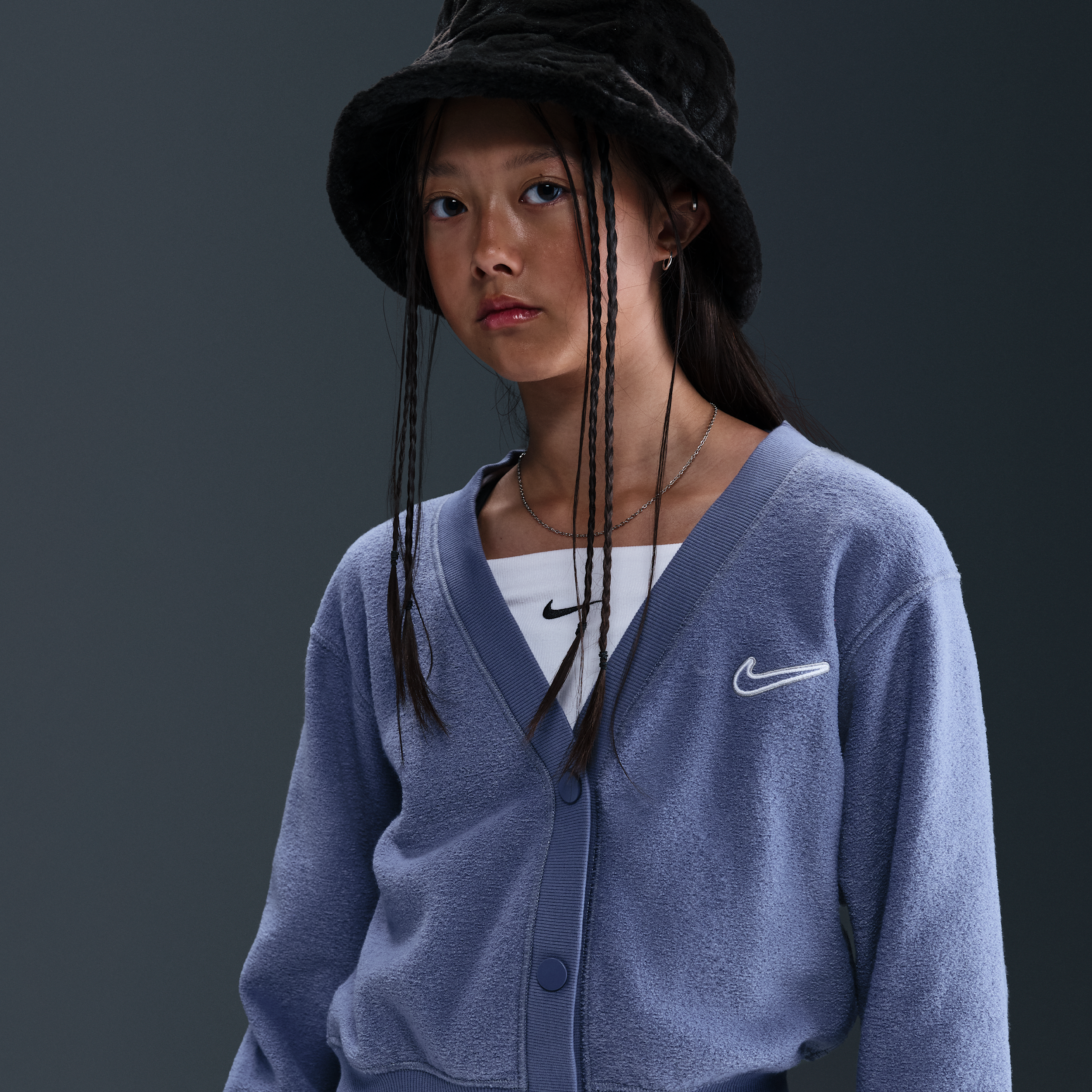 Nike Older Kids (Girls) Long-Sleeve Fleece Top - Blue - Polyester