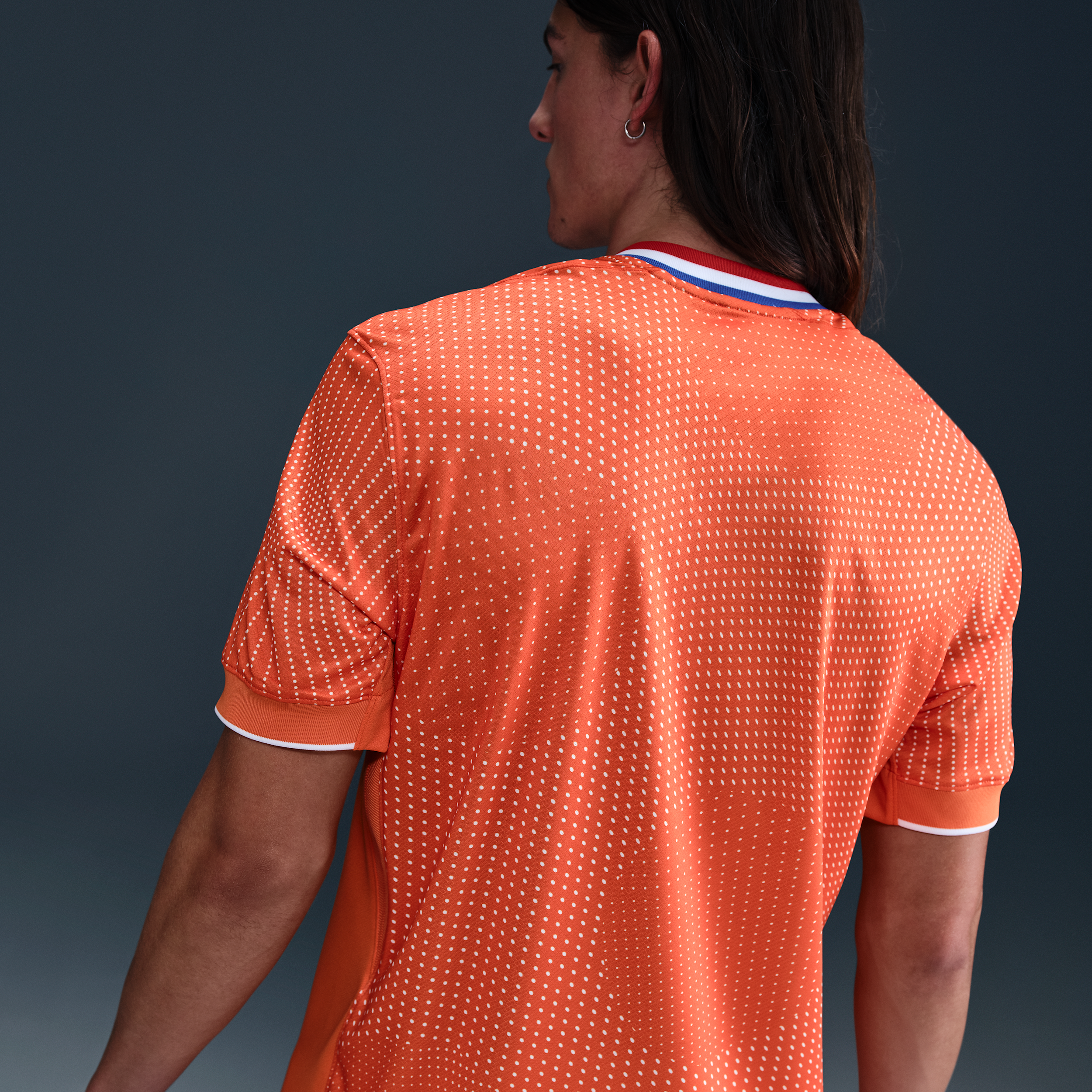 Thumbnail - Niederlande 2025 Stadium Home (Frauenteam) Nike Dri-FIT Replika-Fußballtrikot (Herren) - Orange