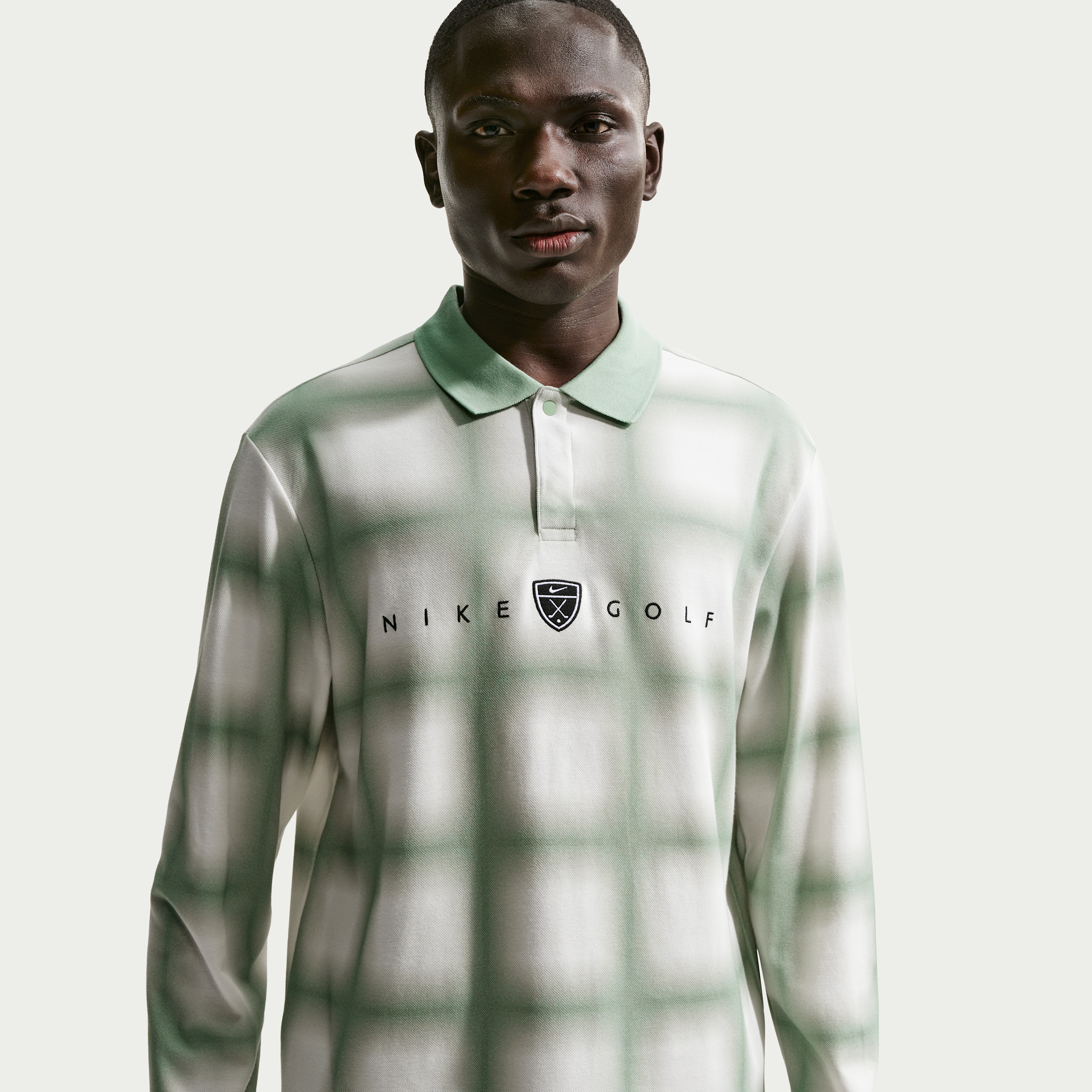 Thumbnail - Nike Fairway Fresh Dri-FIT weites Longsleeve-Golf-Poloshirt (Herren) - Grün