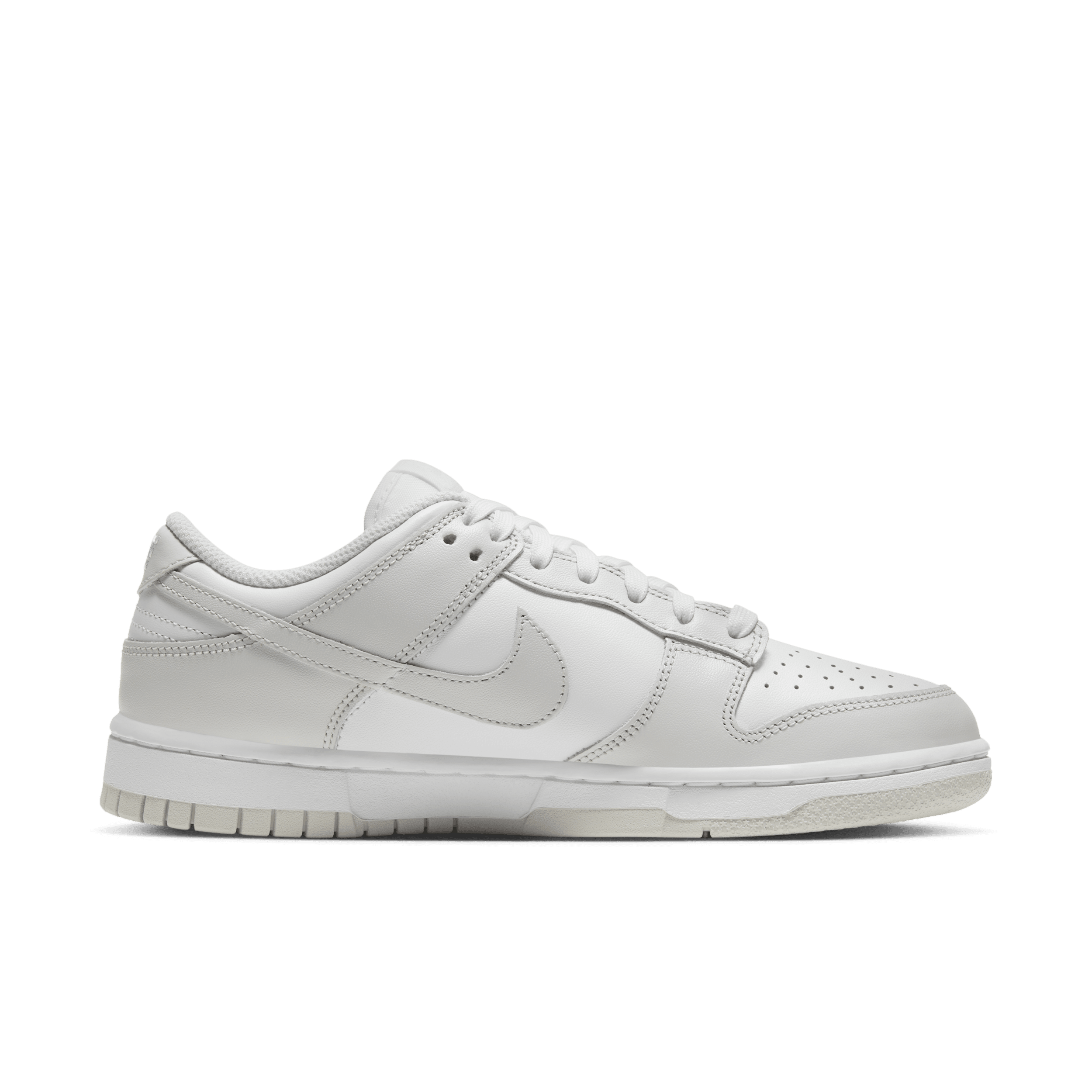 Chaussure Nike Dunk Low pour Femme - Blanc