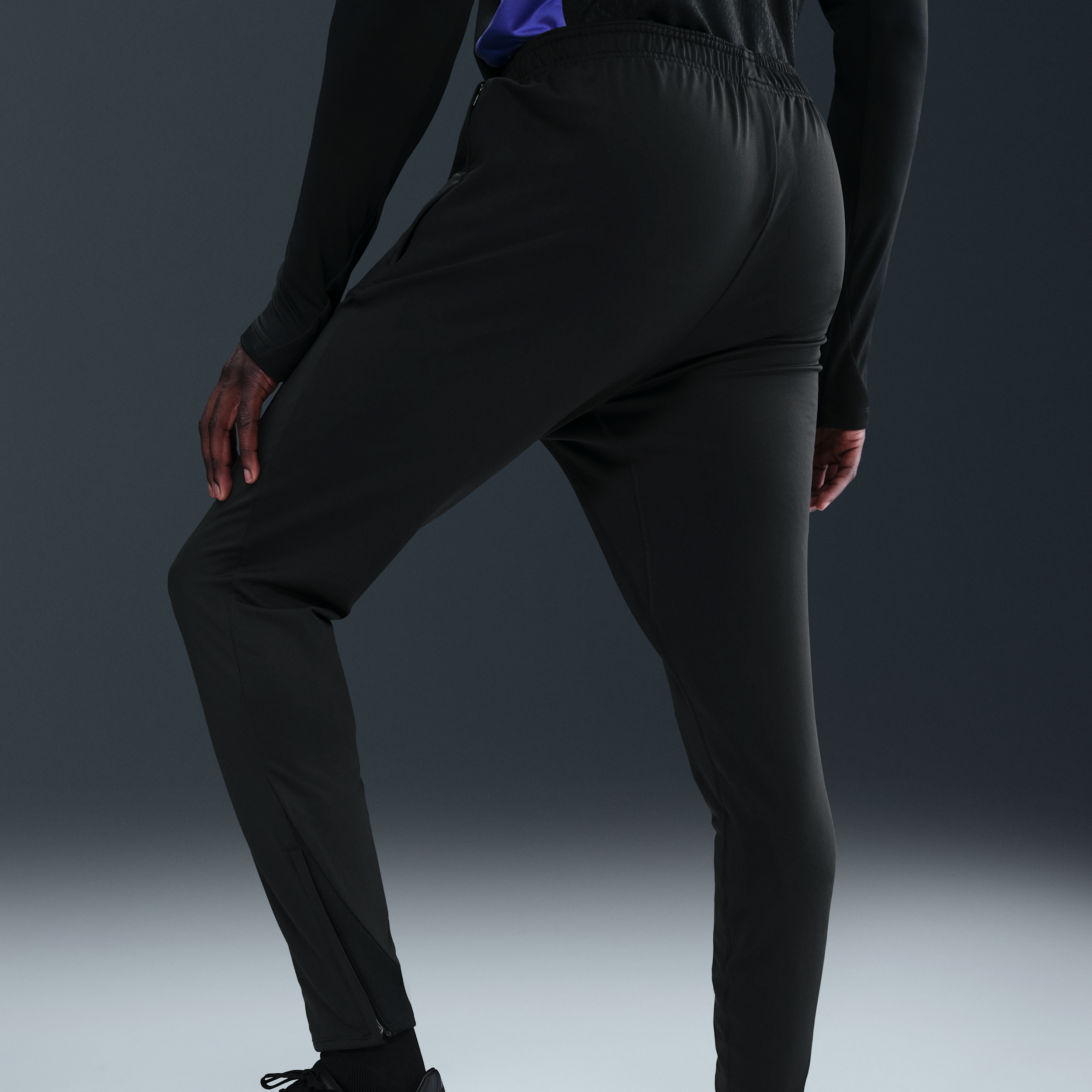 Thumbnail - FC Barcelona Strike Away Kobe Dri-FIT Fußballhose aus Strickmaterial (Herren) - Schwarz