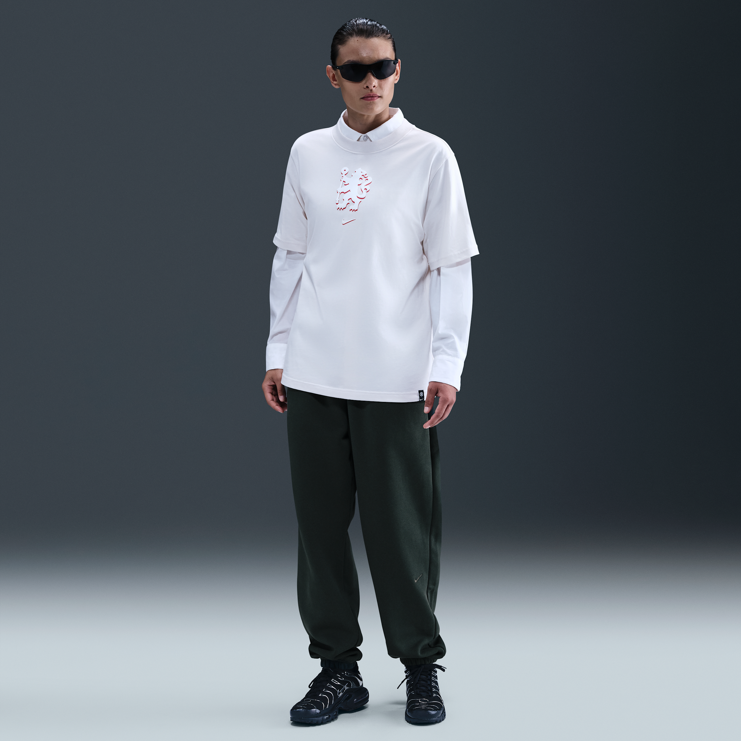 Nike Chelsea FC Phoenix Fleece  oversized voetbalbroek met hoge taille voor dames - Groen