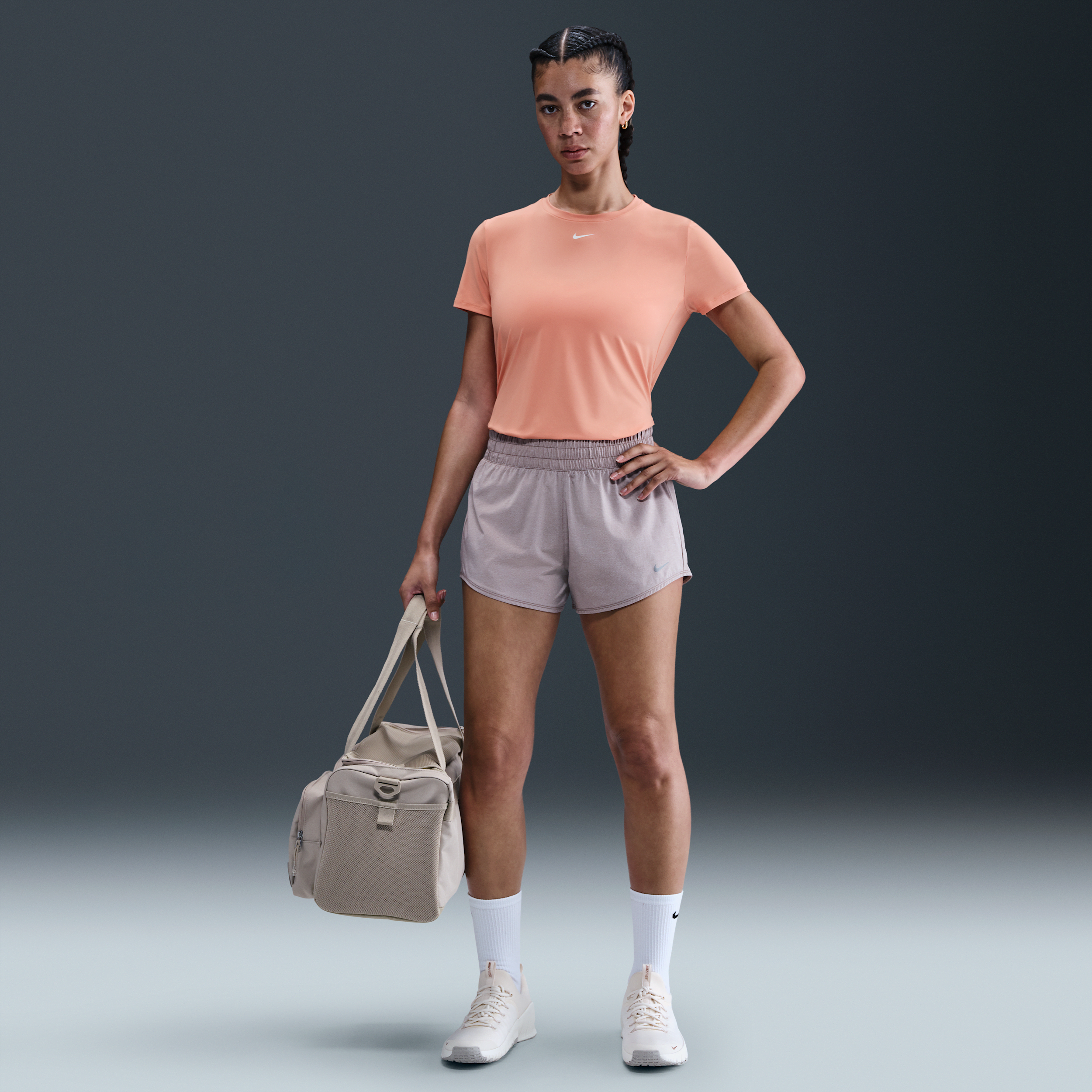Haut à manches courtes Dri-FIT Nike One Classic pour femme - Orange