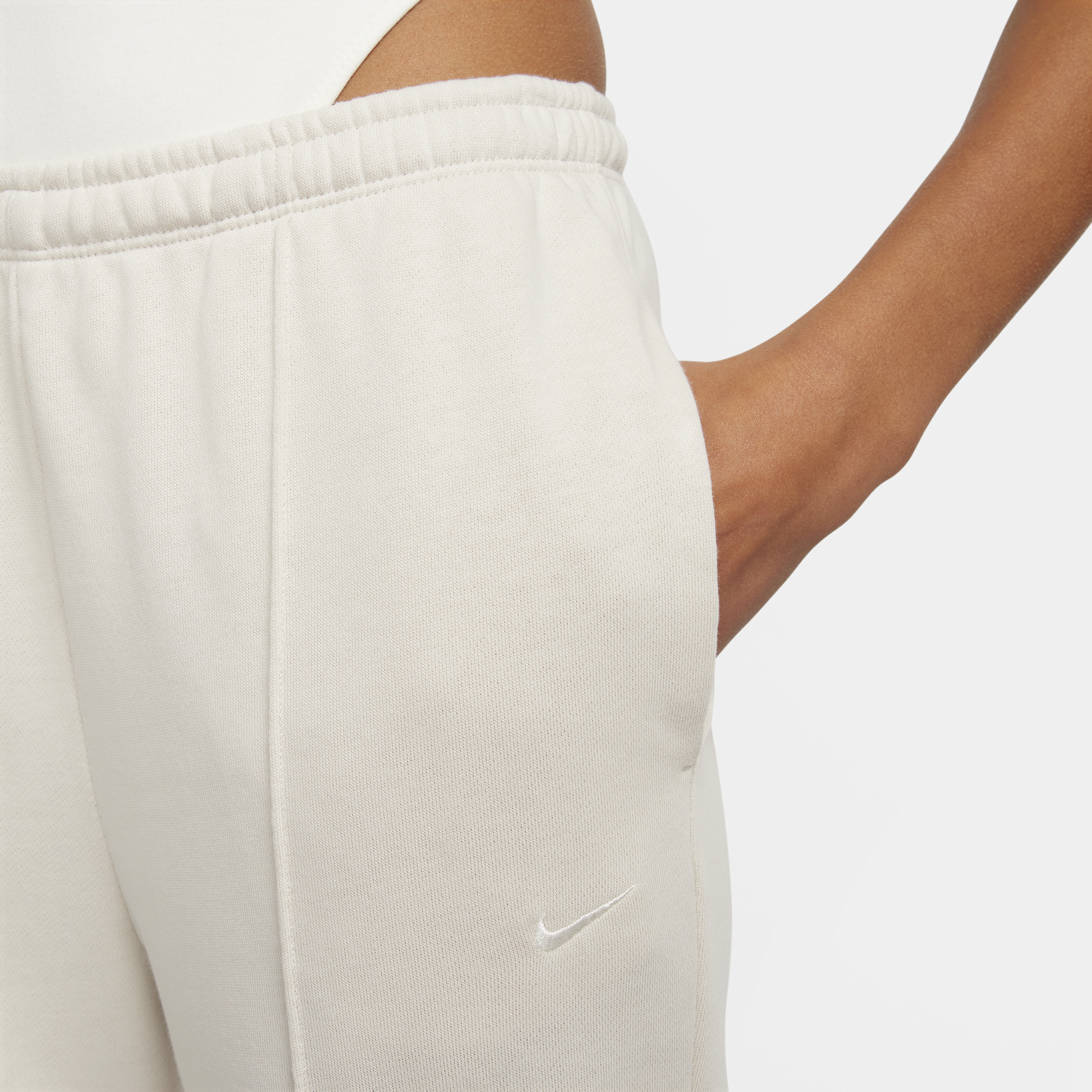 Nike Sportswear Chill Terry aansluitende joggingbroek met hoge taille van sweatstof voor dames Bruin