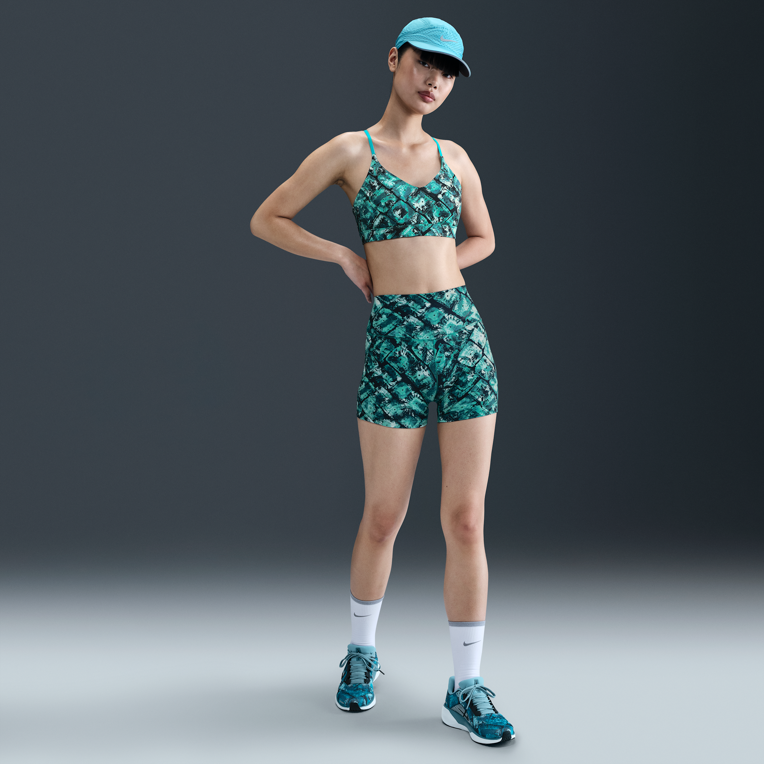 Thumbnail - Nike Women's Artist Collection Bike Shorts mit hohem Taillenbund und Print (ca. 13 cm) - Grün
