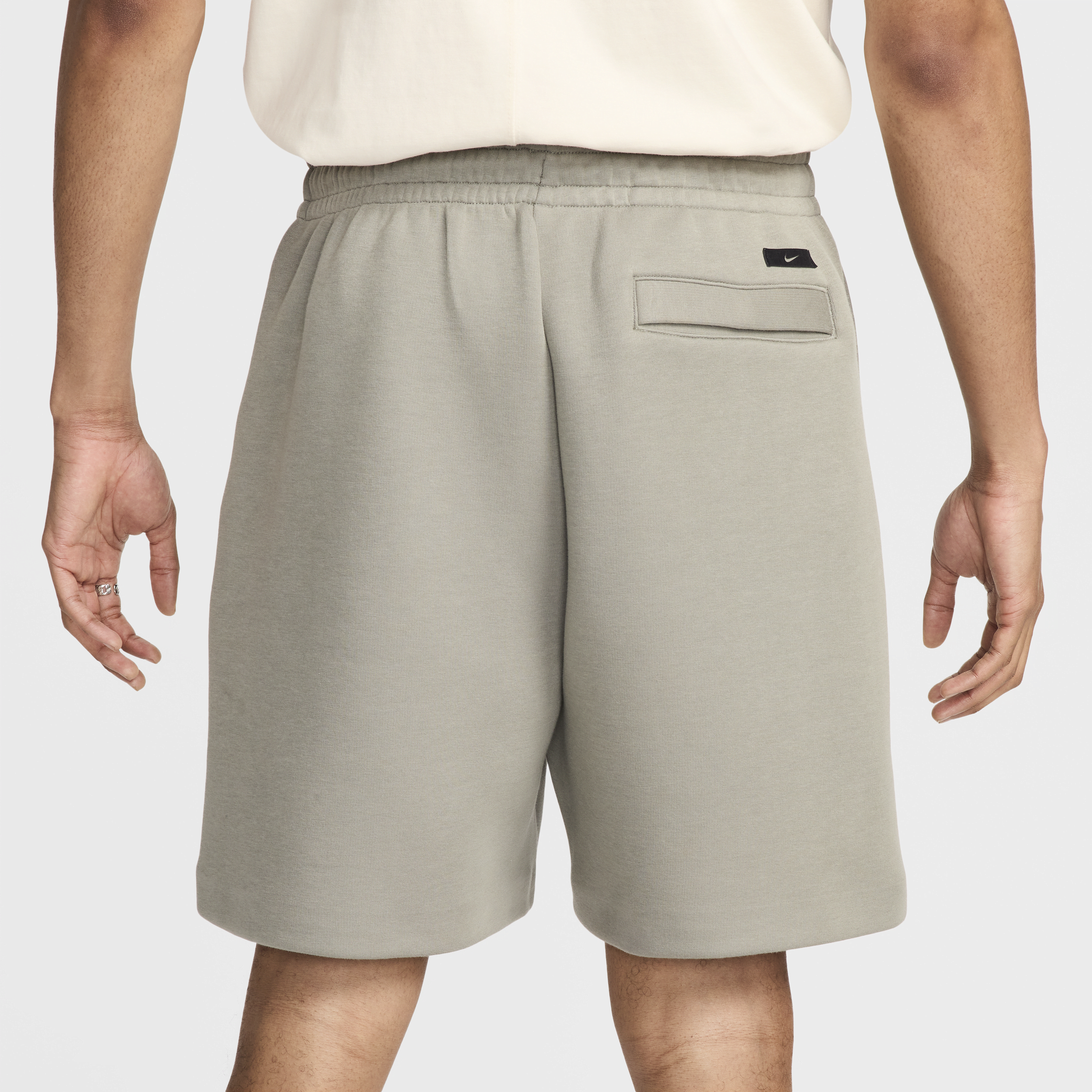 Nike Sportswear Tech Fleece Reimagined fleeceshorts voor heren Grijs