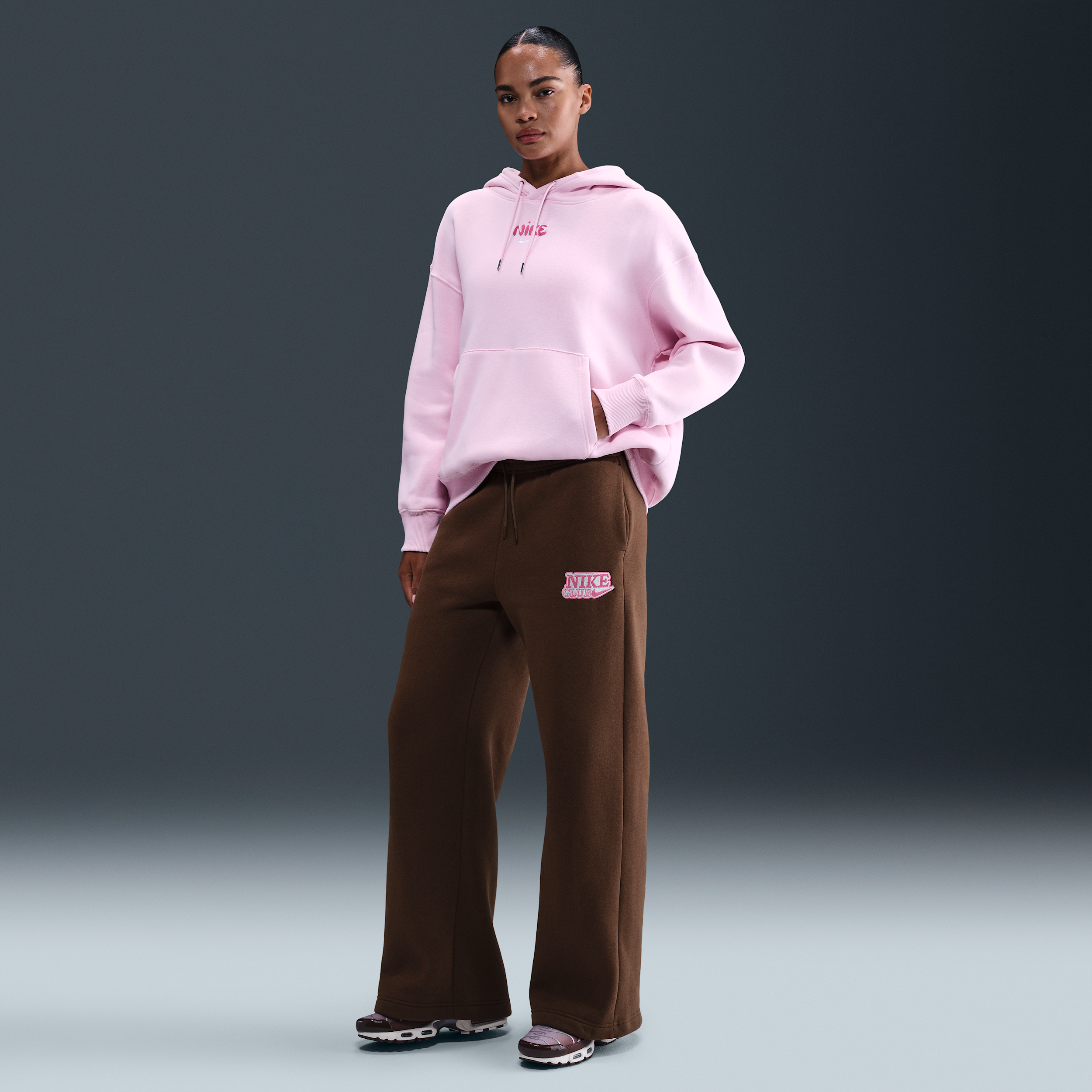 Thumbnail - Nike Hose mit hohem Taillenbund und weitem Bein für Damen - Braun
