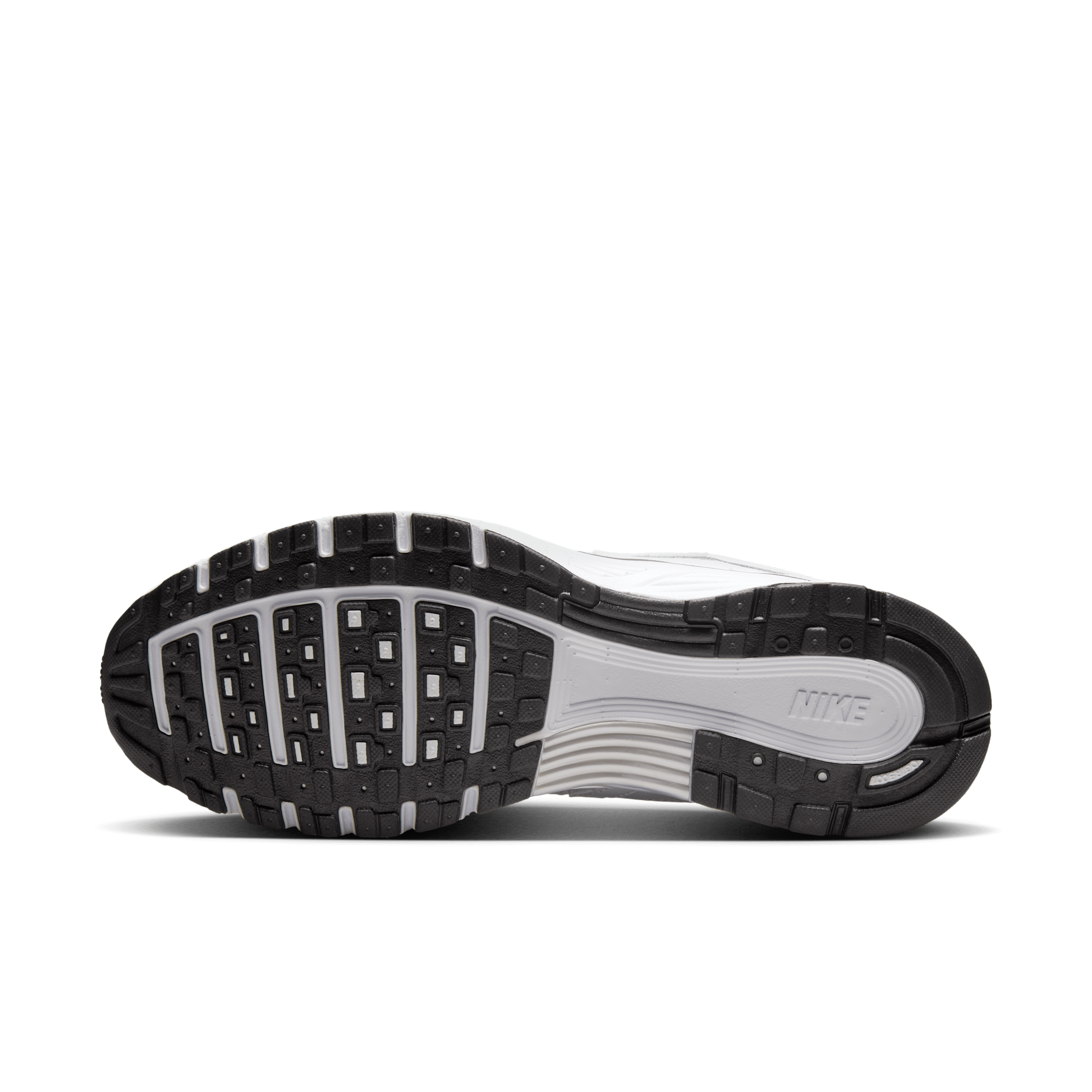 Chaussure Nike P-6000 - Blanc
