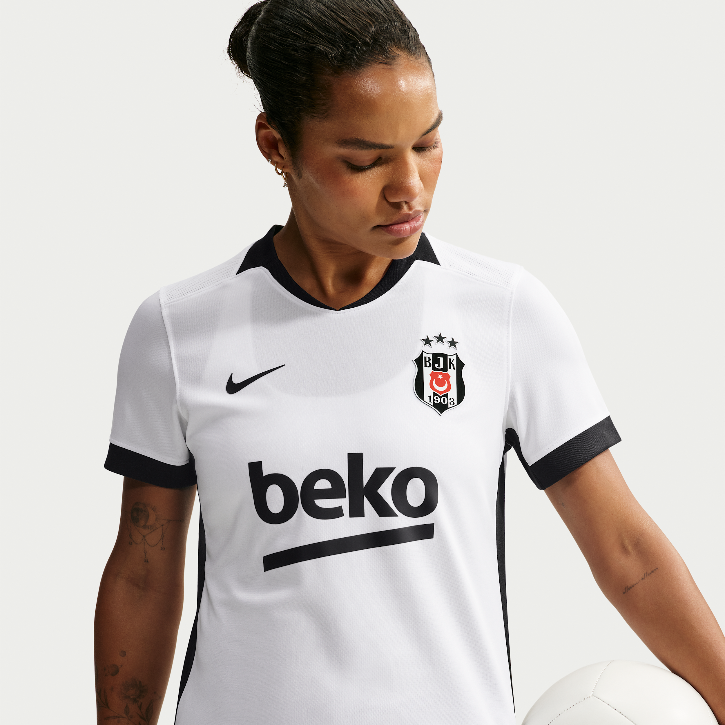 Beşiktaş J.K. 2026/27 Home Nike Dri-FIT Replica-fodboldtrøje til kvinder - hvid