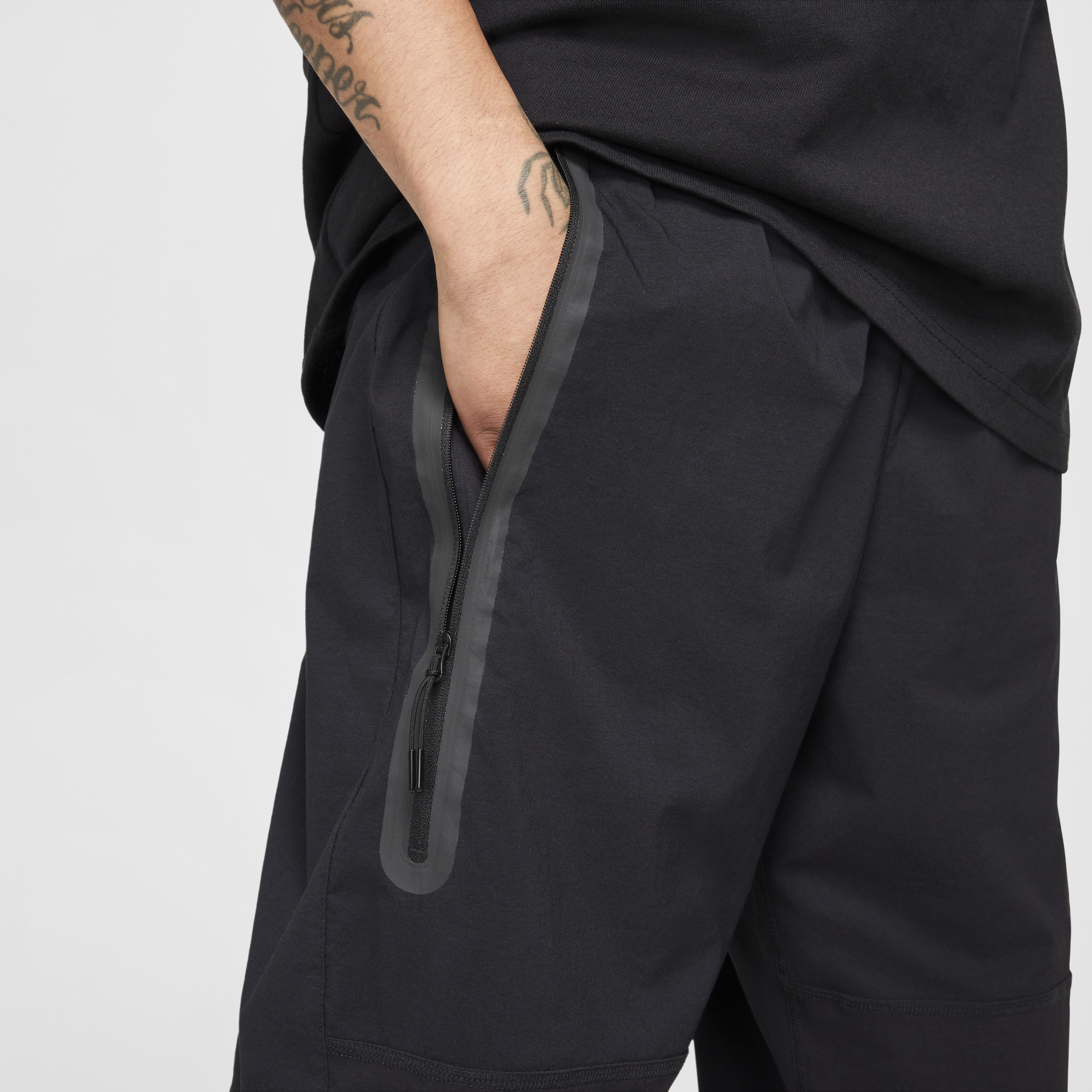 Pantalon oversize tissé Nike Tech pour homme - Noir