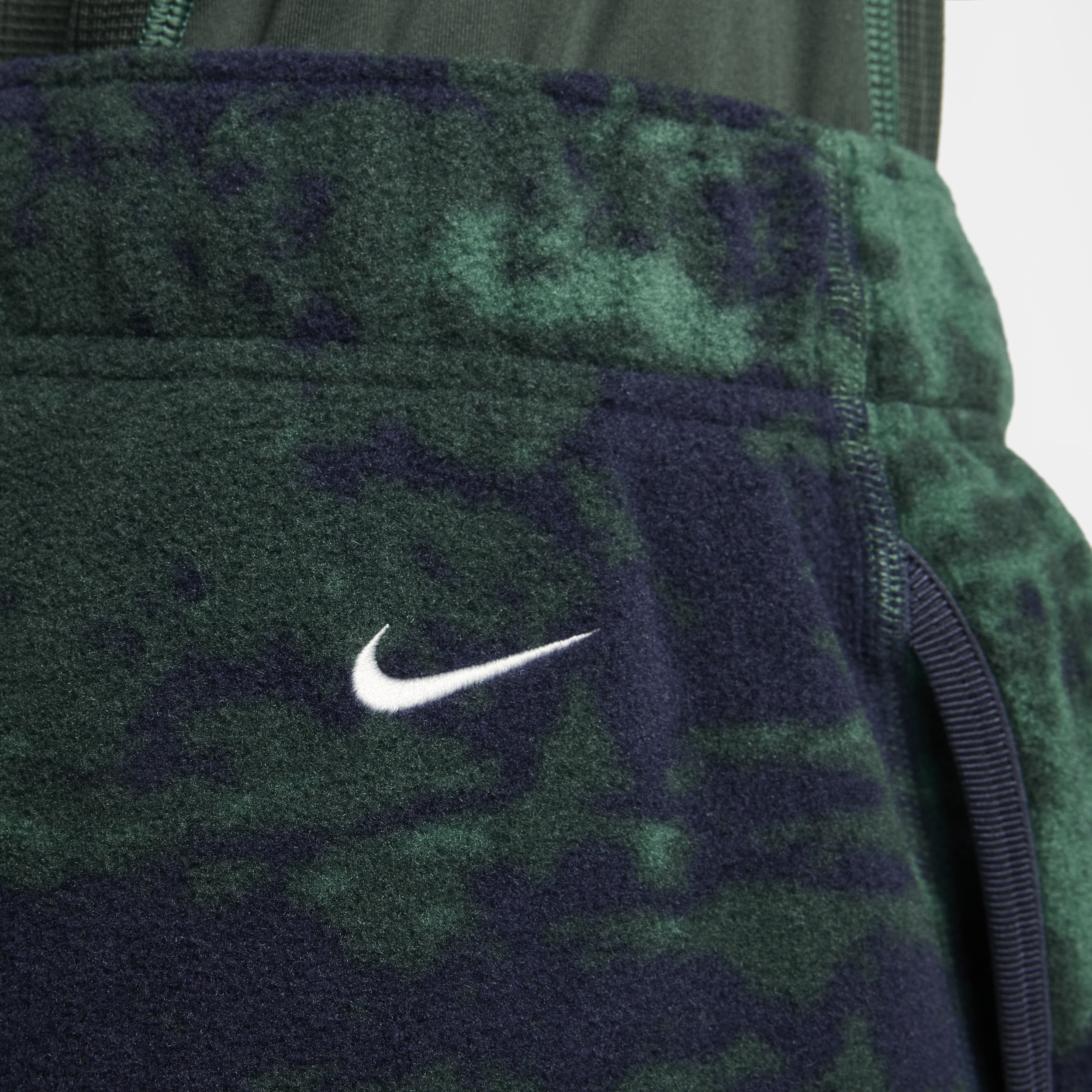 Nike ACG 'Wolf Tree' herenbroek met volledige print Groen