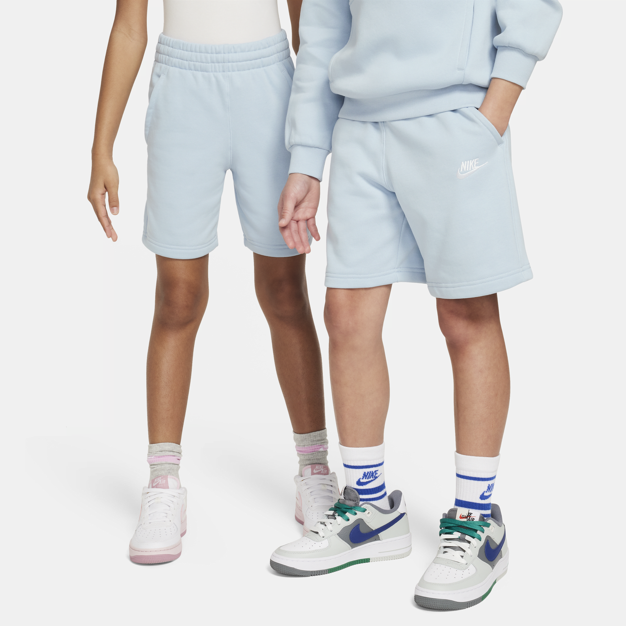 Nike Sportswear Club Fleece shorts van sweatstof voor kids Blauw