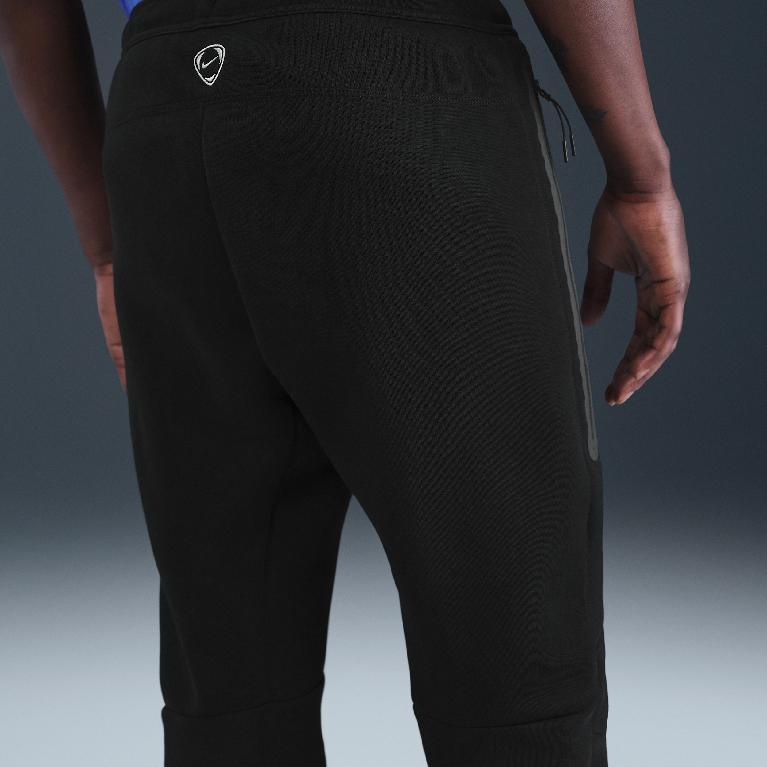 Thumbnail - FC Chelsea Tech Nike Total 90 Fleece-Fußballjogger (Herren) - Schwarz