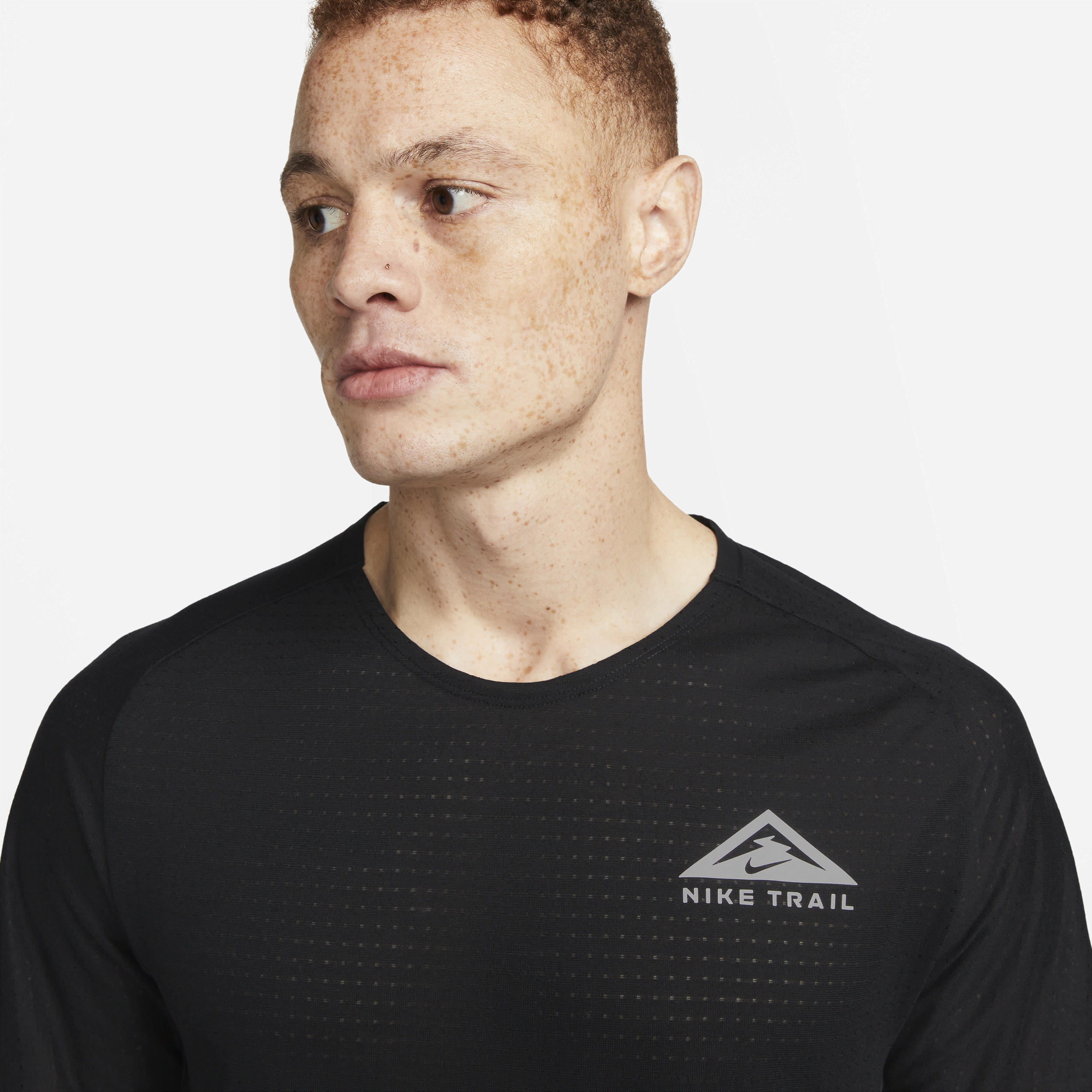 Haut de running Dri-FIT à manches courtes Nike Trail Solar Chase pour homme - Noir