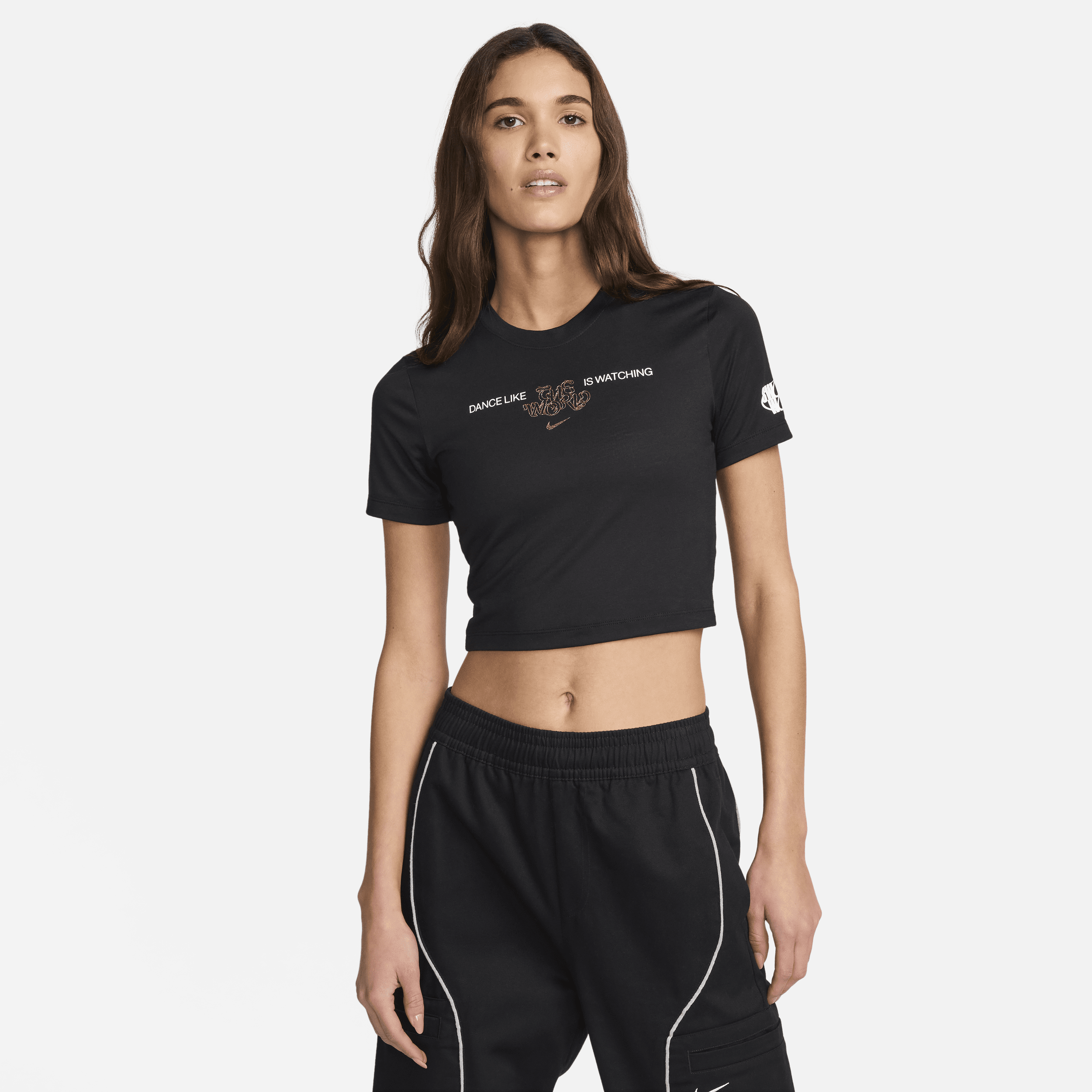 Nike Sportswear T-shirt met korte mouwen voor dames Zwart