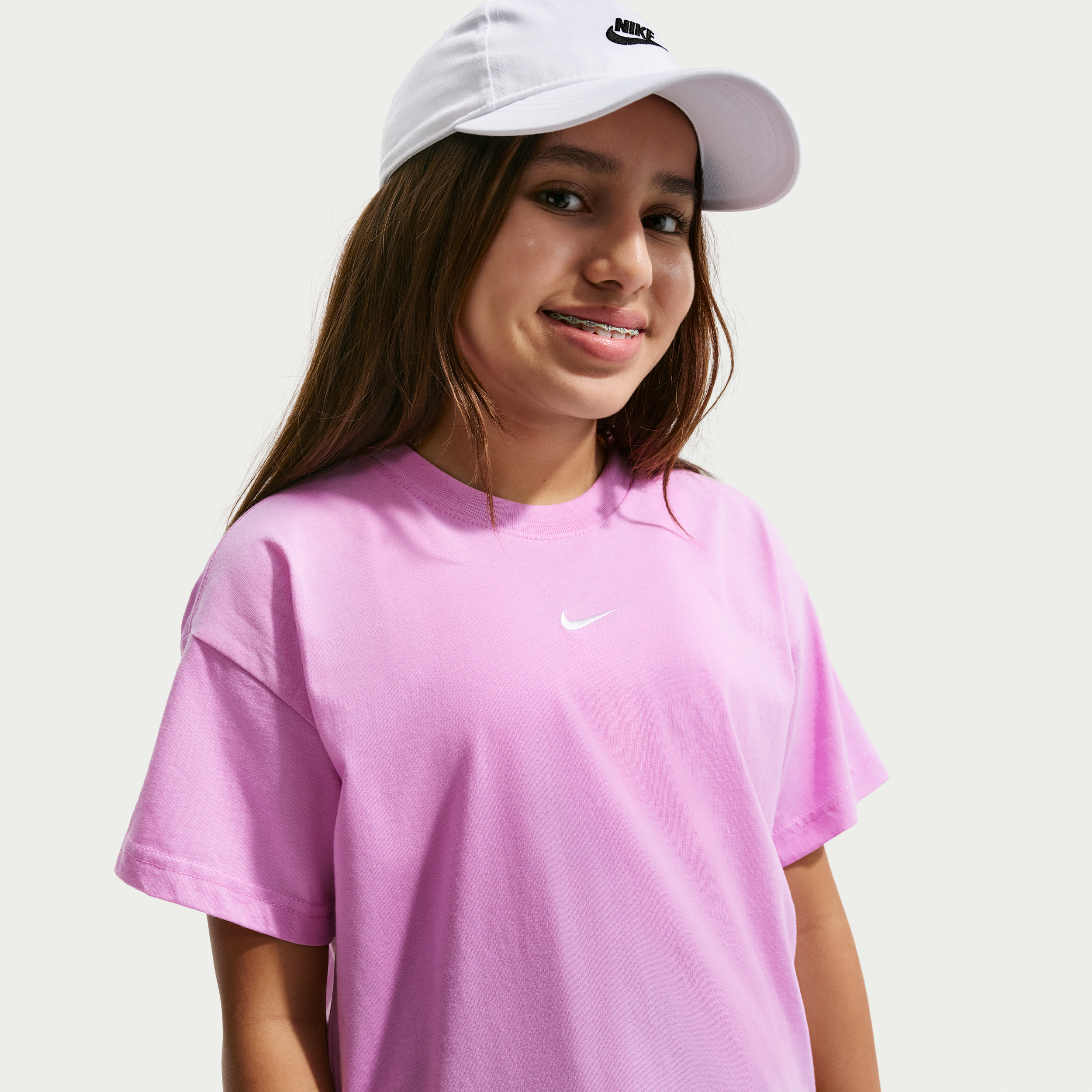 Nike Essential Older Kids (Girls) T-Shirt - Purple