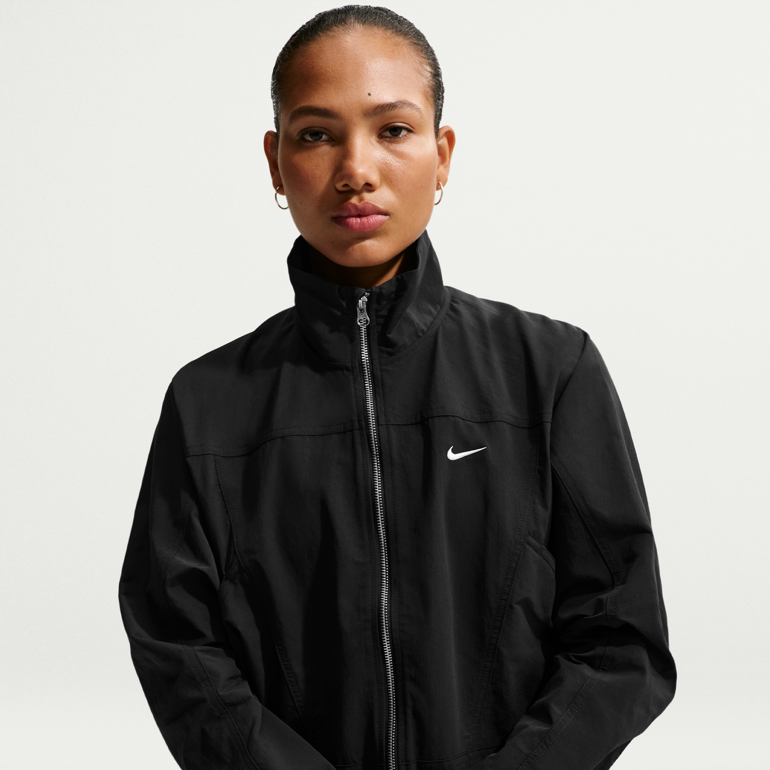 Thumbnail - Nike Everything Wovens Repel-Jacke im Oversize-Look mit UV-Schutz (Damen) - Schwarz
