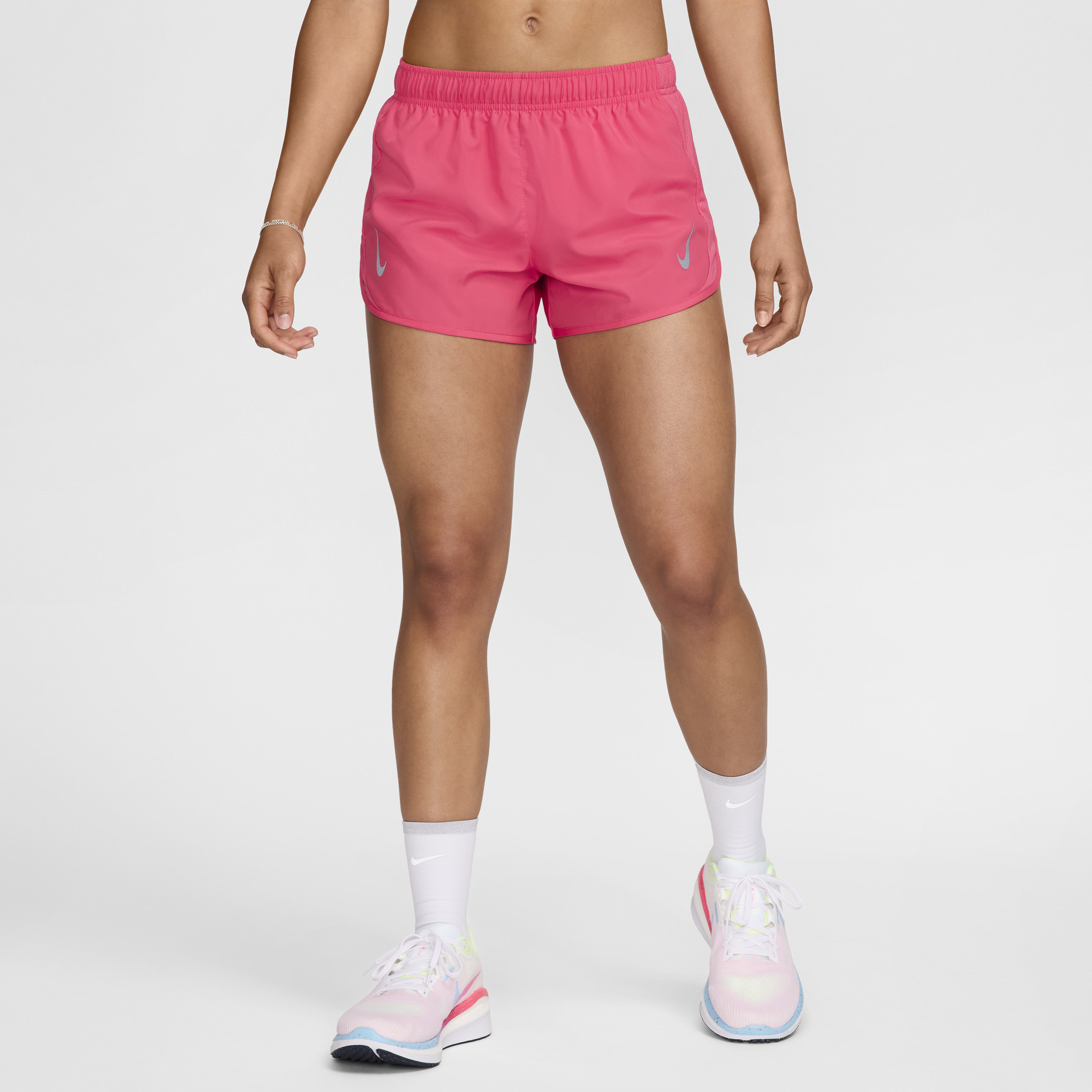 Nike Fast Tempo Dri-FIT hardloopshorts voor dames Roze