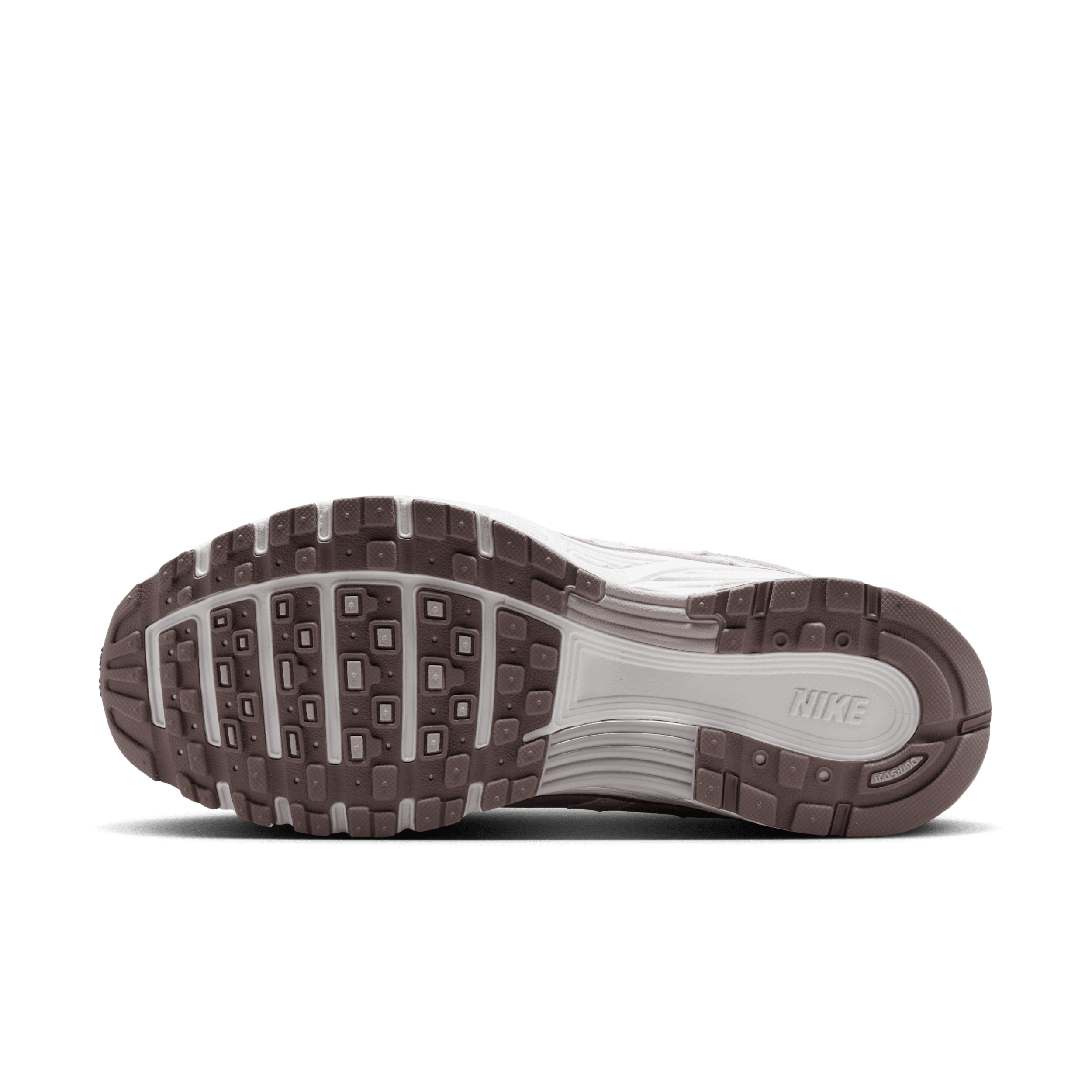 Chaussures Nike P-6000 pour femme - Gris