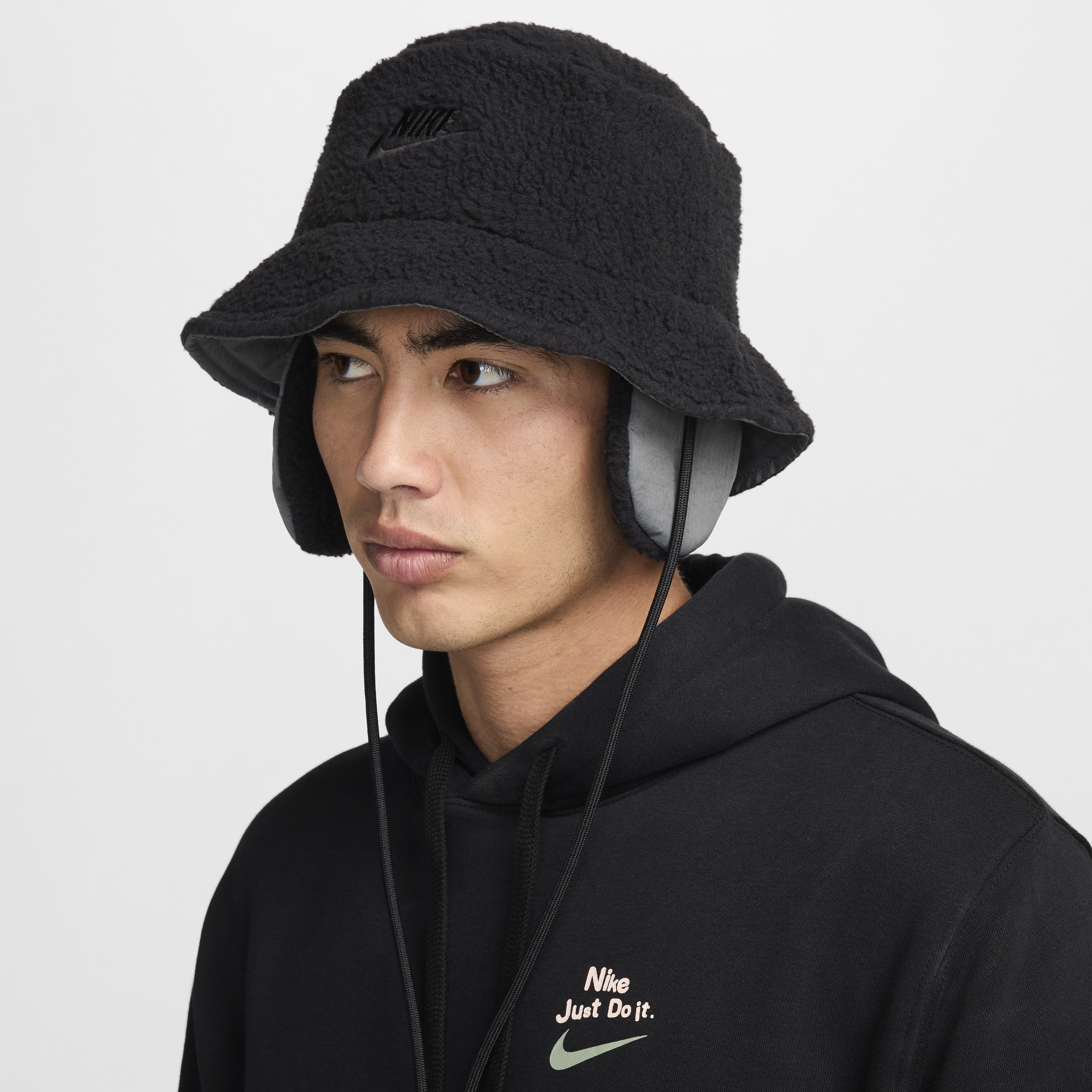 Bob d'hiver Nike Apex - Noir