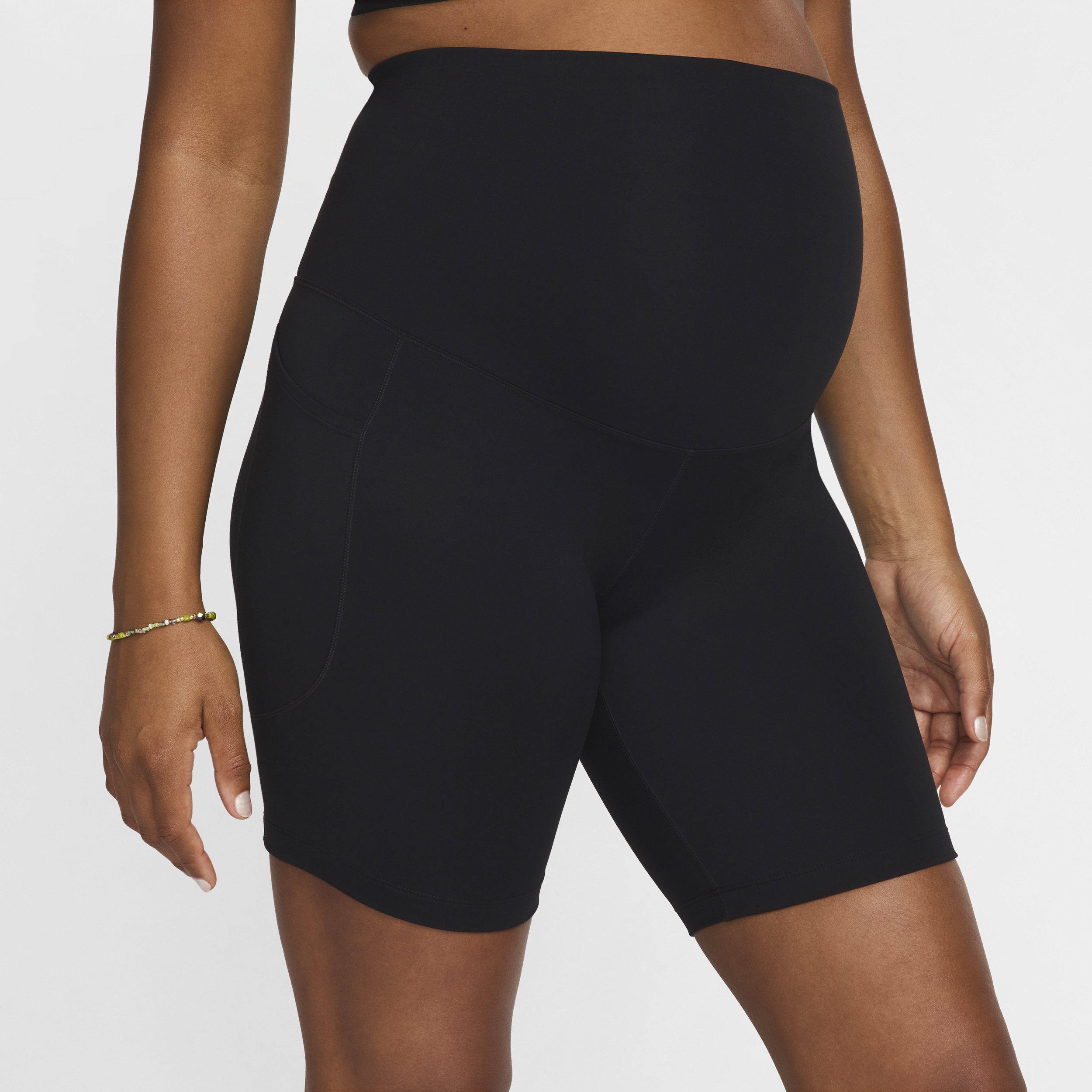 Nike (M) One Dri-FIT bikershorts met hoge taille en zakken voor dames (20 cm zwangerschapskleding) Zwart