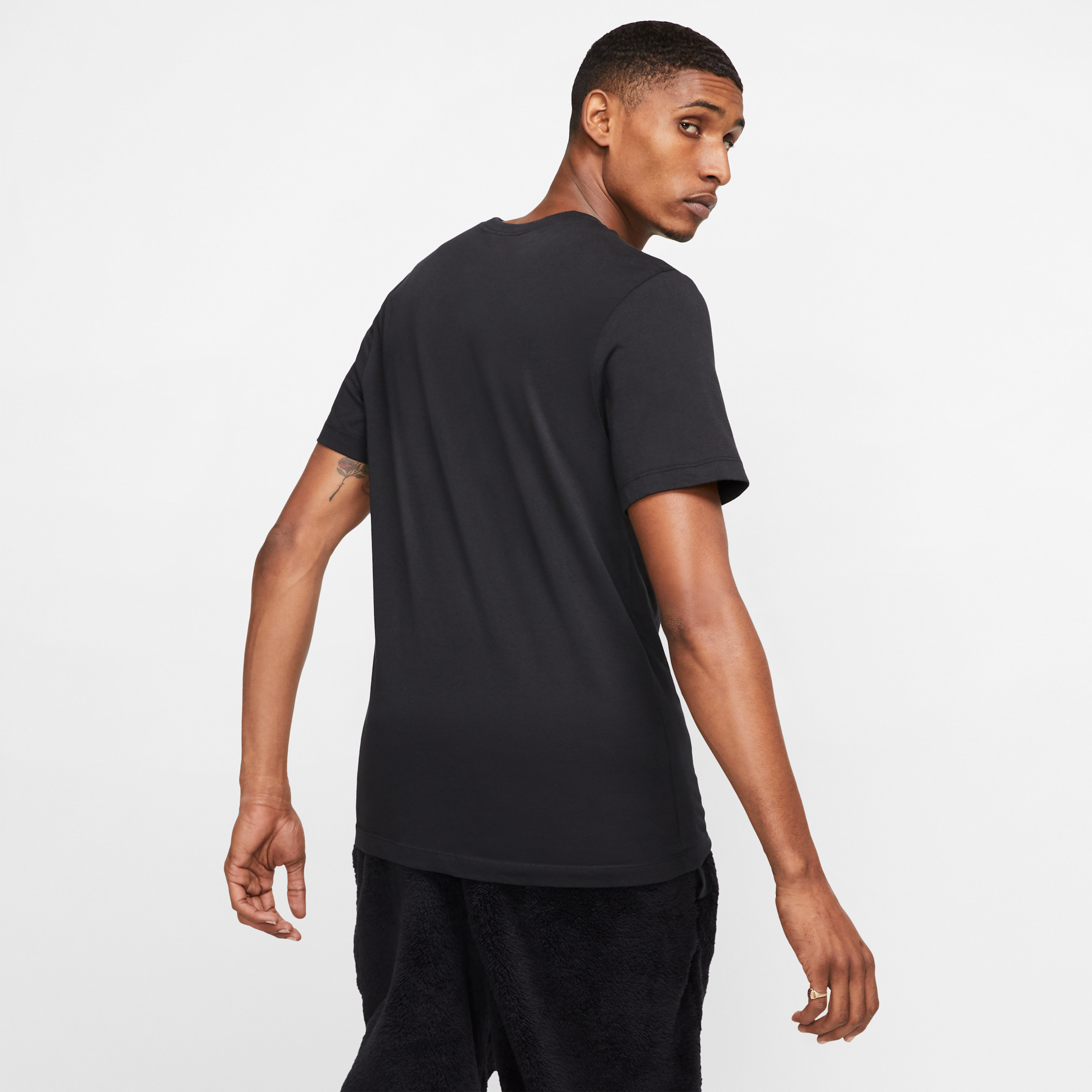 T-shirt Nike Sportswear Club pour Homme - Noir