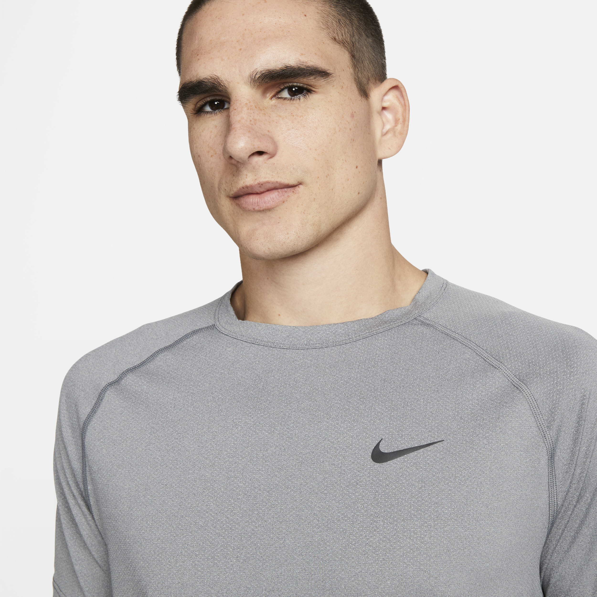 Haut de fitness à manches courtes Dri-FIT Nike Ready pour homme - Gris