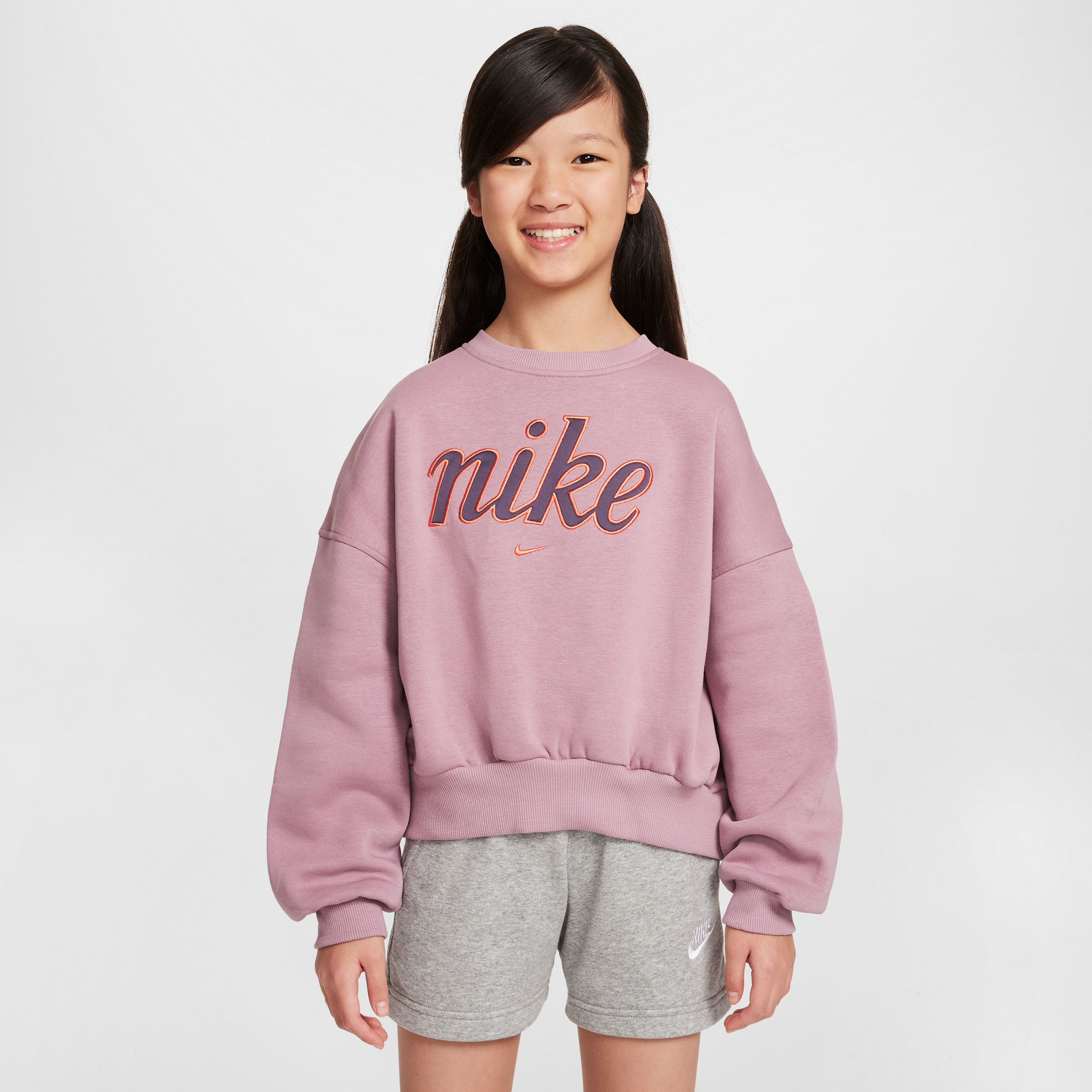 sweat-ample-a-col-ras-du-cou-nike-sportswear-club-fleece-pour-fille-pourpre-nike-store-39274289904