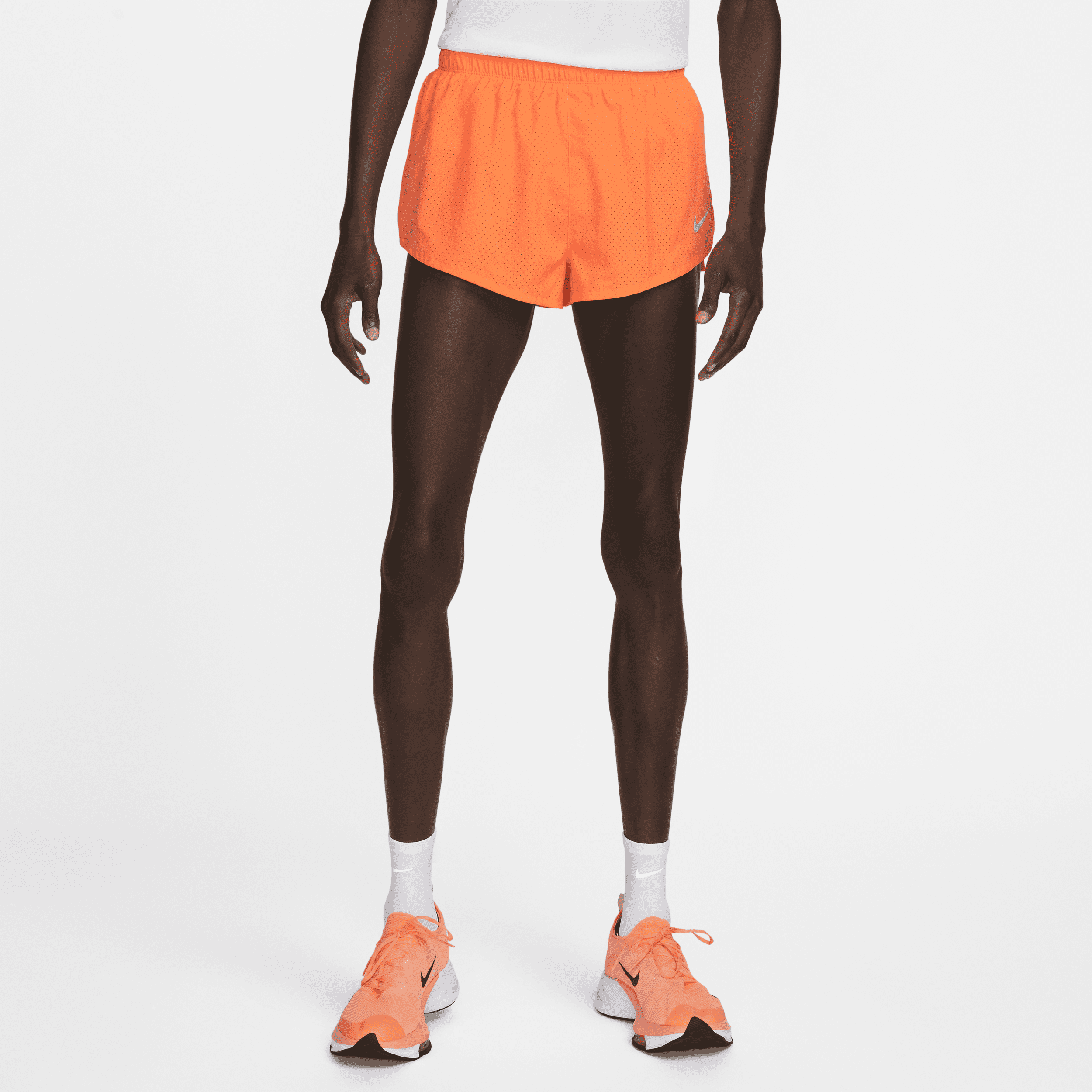 Męskie spodenki startowe z wszytą bielizną 5 cm Nike Dri-FIT Fast - Pomarańczowy