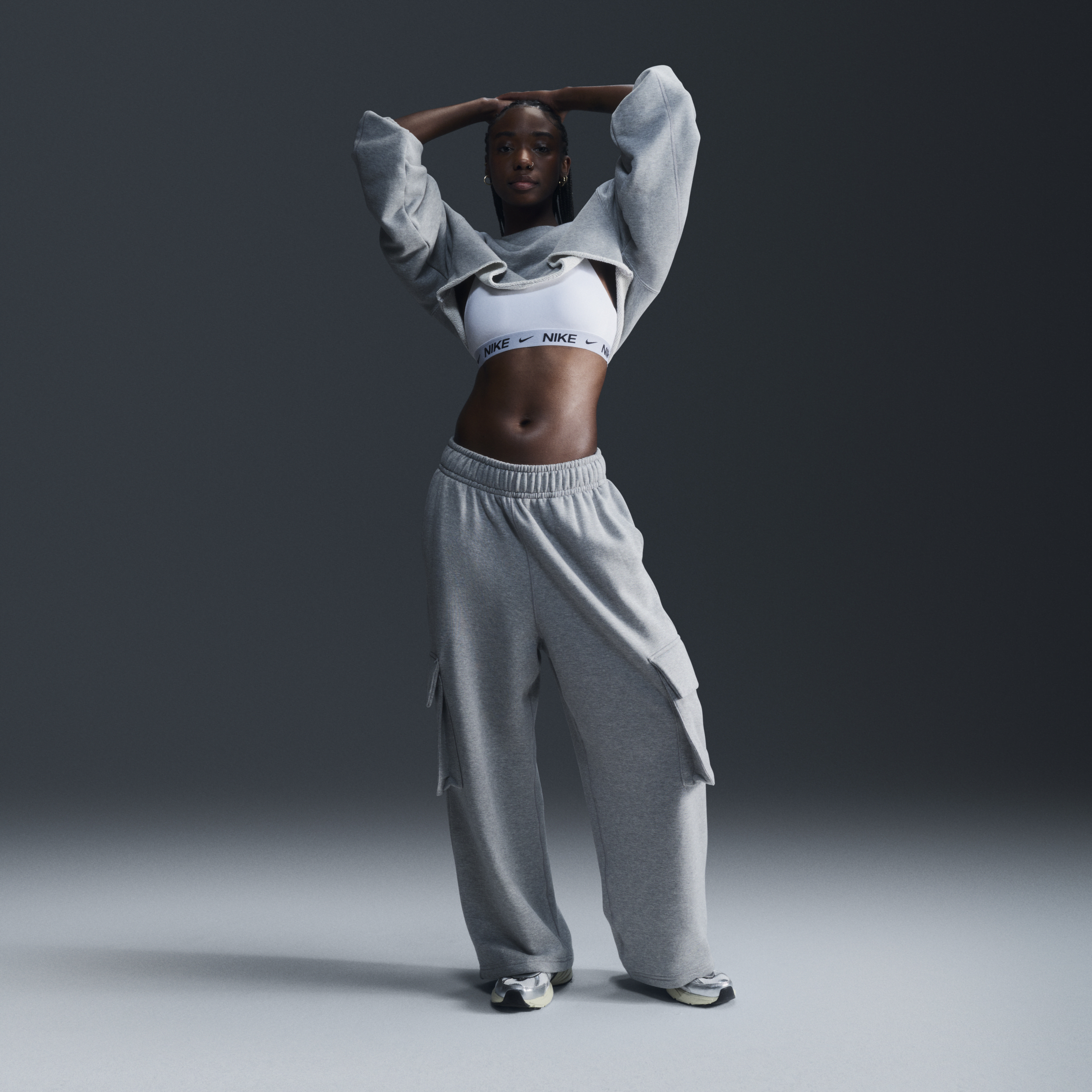 Brassière de sport réglable rembourrée à maintien léger Nike Indy pour femme - Blanc